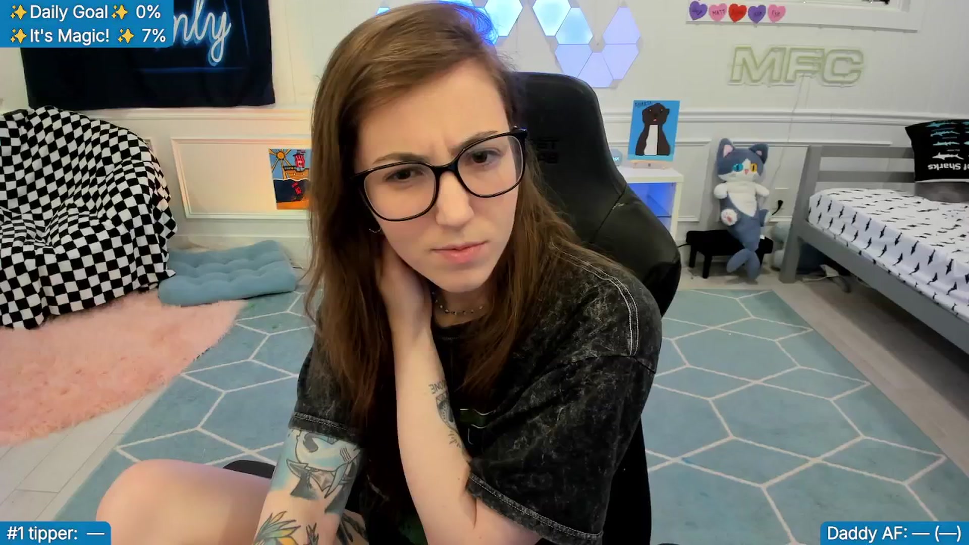 Gallery image thumbnail from TheSharkQueen's myfreecams stream on, 02/27/2026, 06:18 image 6 of 20