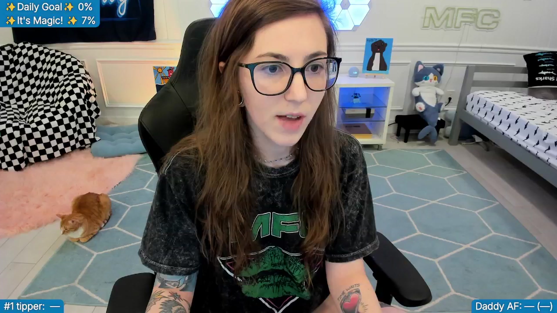 Gallery image thumbnail from TheSharkQueen's myfreecams stream on, 02/27/2026, 06:18 image 14 of 20