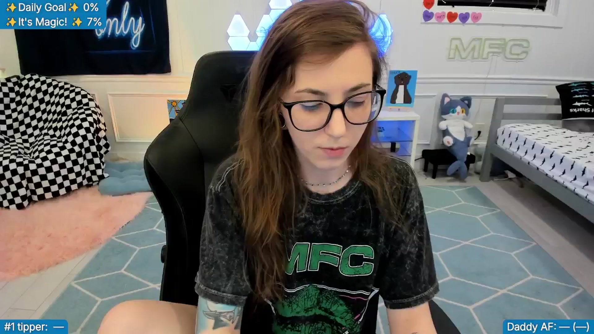 Gallery image thumbnail from TheSharkQueen's myfreecams stream on, 02/27/2026, 06:18 image 3 of 20