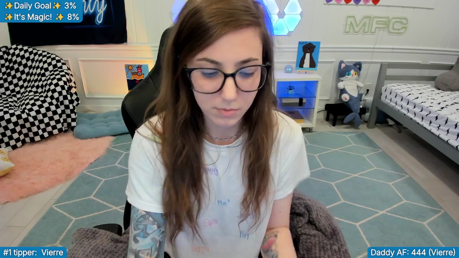Gallery image thumbnail from TheSharkQueen's myfreecams stream on, 02/28/2026, 05:55 image 6 of 20