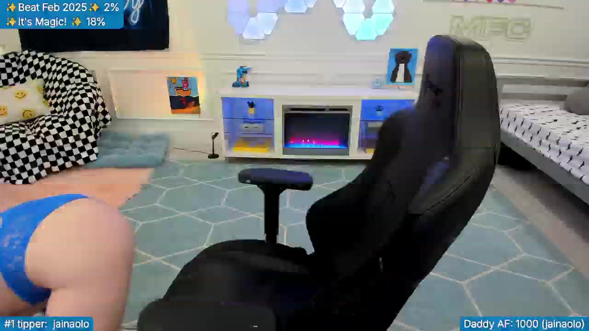 Gallery image thumbnail from TheSharkQueen's myfreecams stream on, 03/01/2026, 08:29 image 12 of 20