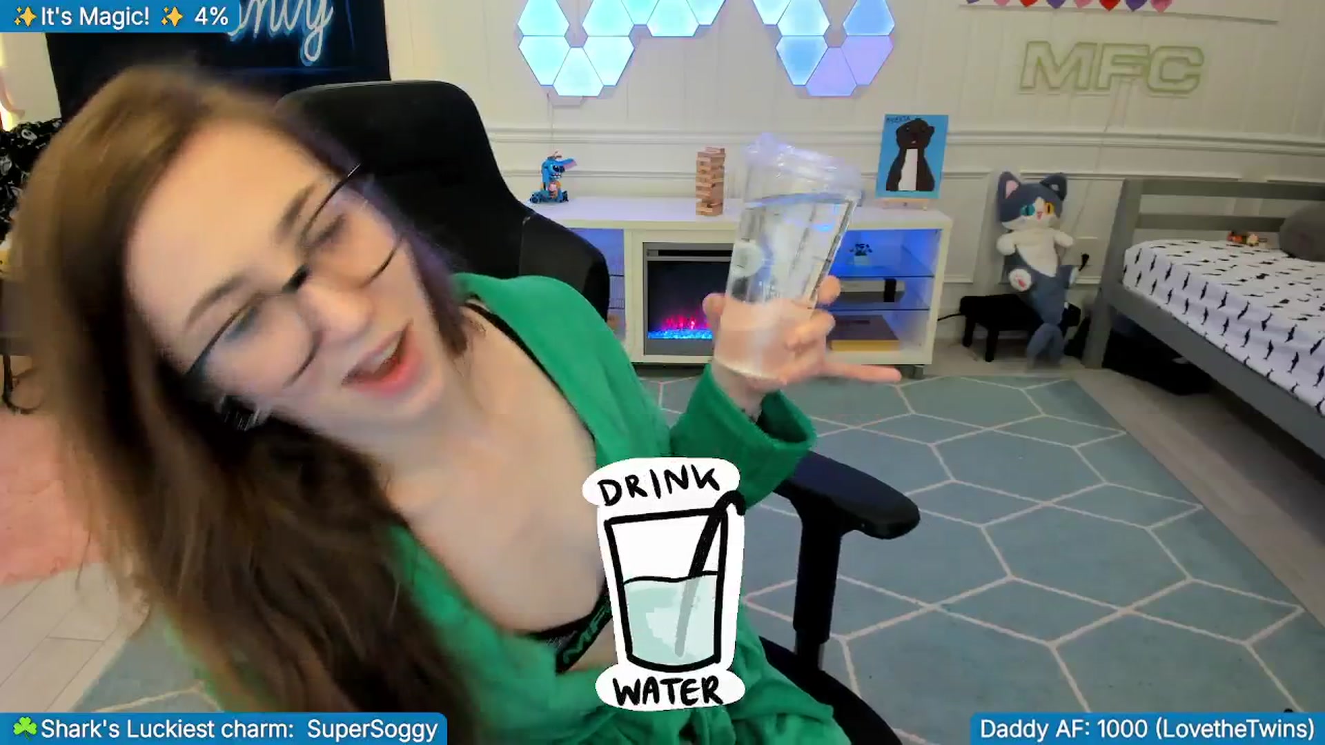 Gallery image thumbnail from TheSharkQueen's myfreecams stream on, 03/05/2026, 05:33 image 7 of 20