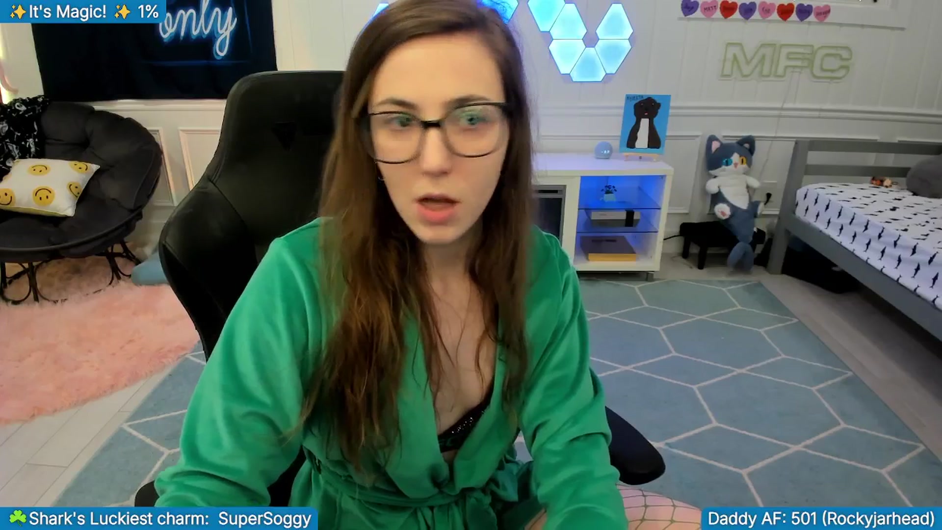 Gallery image thumbnail from TheSharkQueen's myfreecams stream on, 03/05/2026, 05:33 image 3 of 20