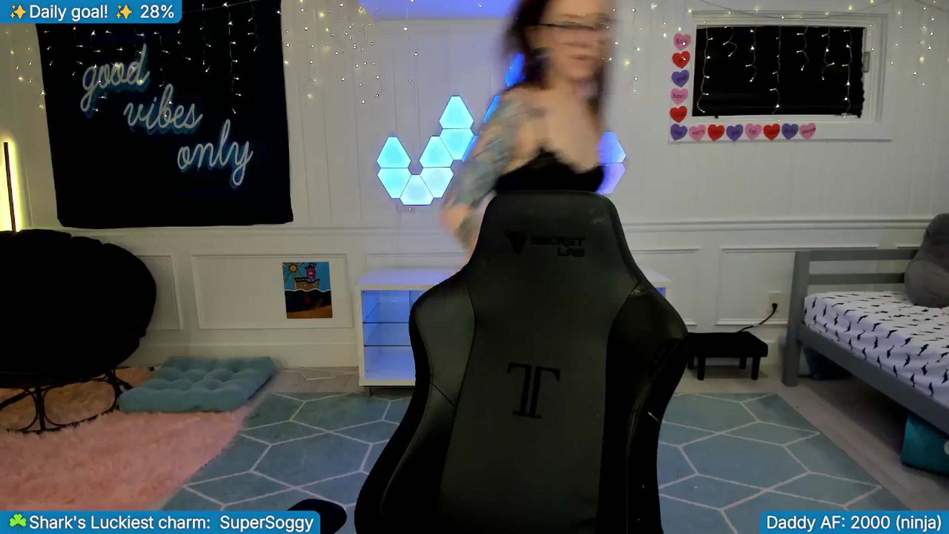 Gallery image thumbnail from TheSharkQueen's myfreecams stream on, 03/13/2026, 02:49 image 5 of 20