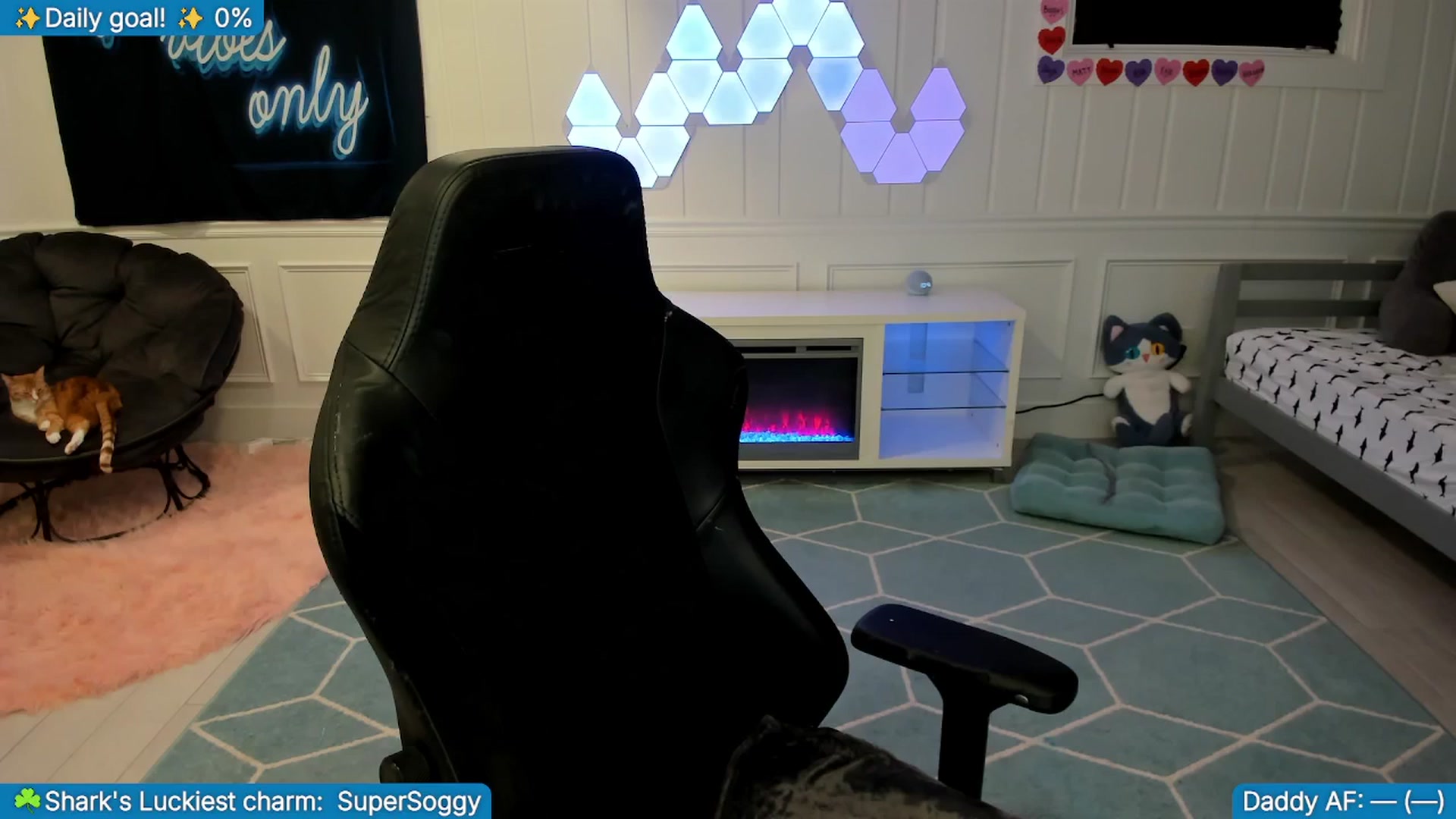 Gallery image thumbnail from TheSharkQueen's myfreecams stream on, 03/14/2026, 03:39 image 2 of 20