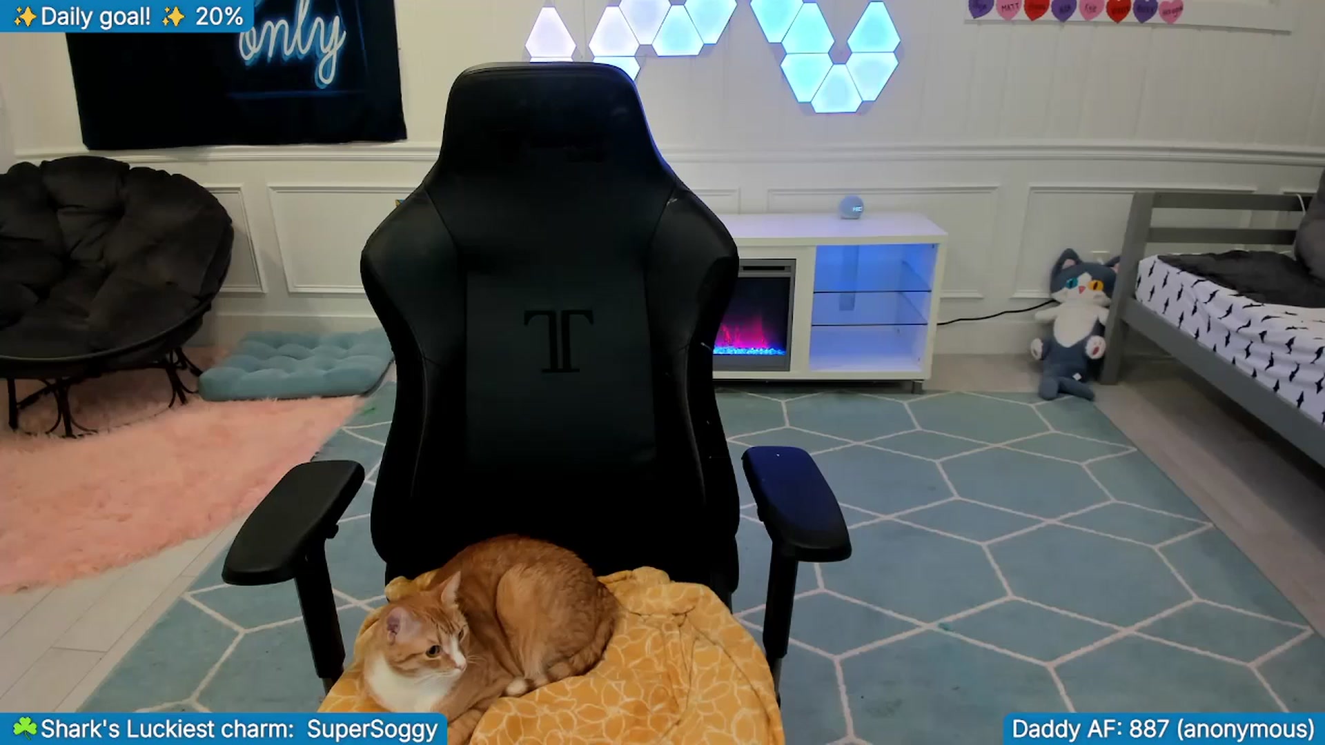 Gallery image thumbnail from TheSharkQueen's myfreecams stream on, 03/18/2026, 04:18 image 7 of 20