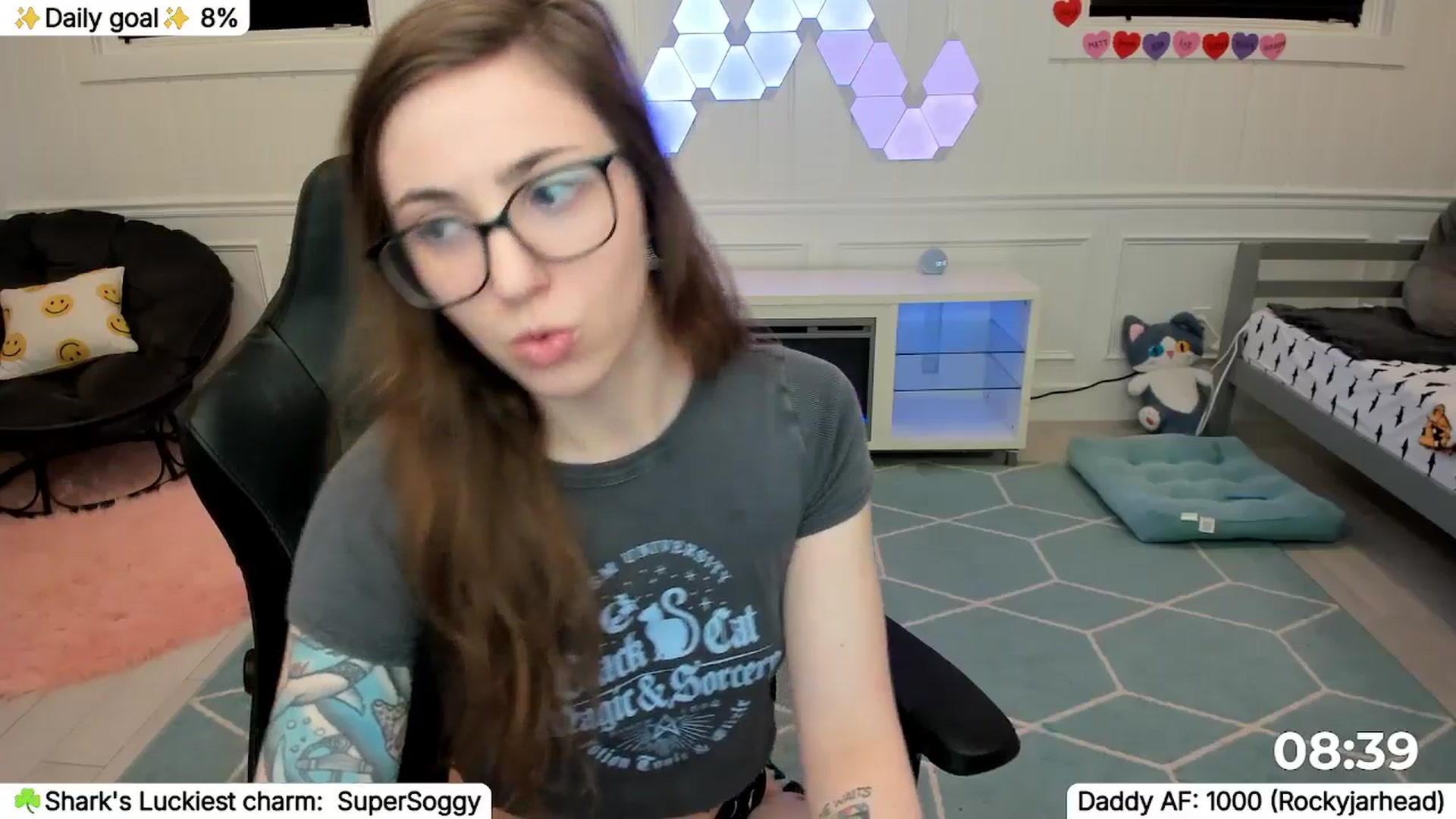 Gallery image thumbnail from TheSharkQueen's myfreecams stream on, 03/22/2026, 05:23 image 11 of 20