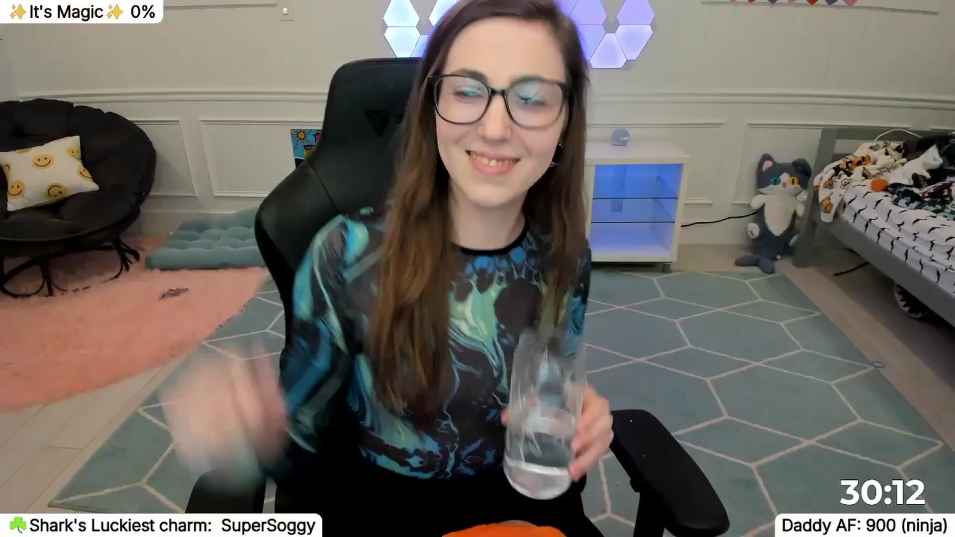 Gallery image thumbnail from TheSharkQueen's myfreecams stream on, 03/25/2026, 03:24 image 11 of 20