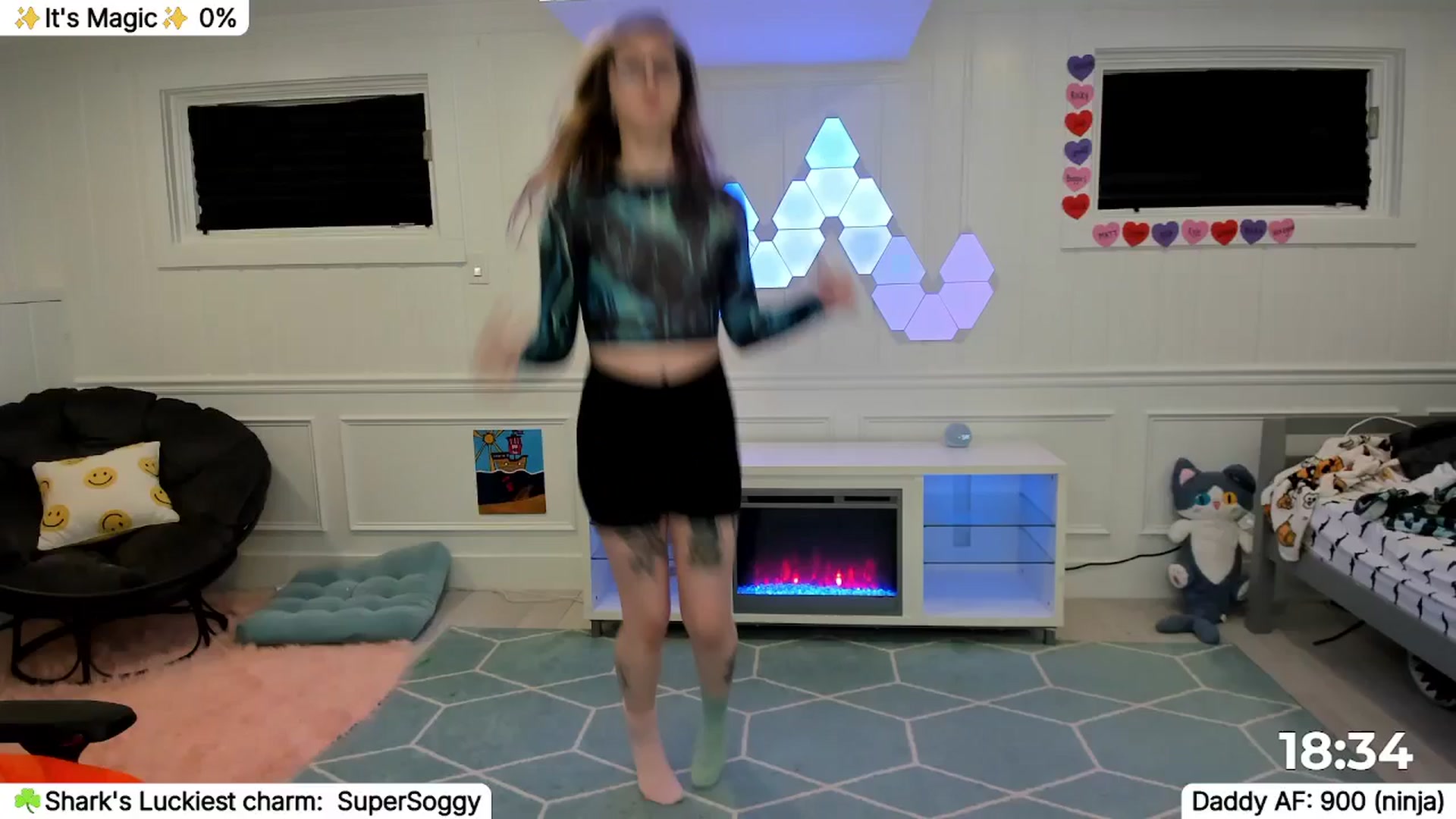 Gallery image thumbnail from TheSharkQueen's myfreecams stream on, 03/25/2026, 03:24 image 19 of 20