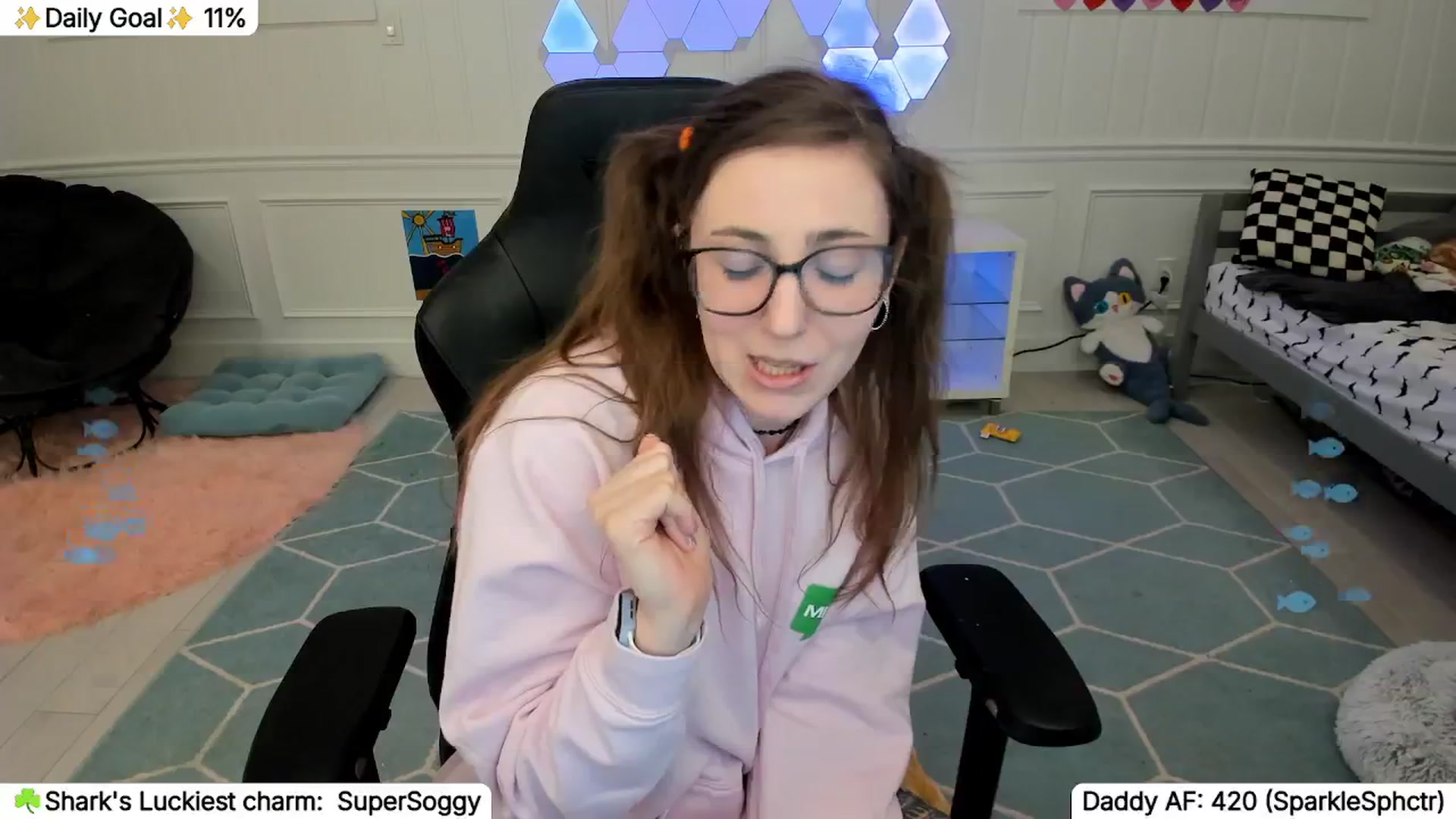 Gallery image thumbnail from TheSharkQueen's myfreecams stream on, 03/28/2026, 06:32 image 10 of 20