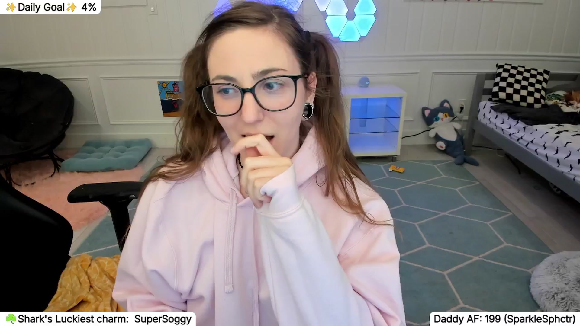 Gallery image thumbnail from TheSharkQueen's myfreecams stream on, 03/28/2026, 06:32 image 6 of 20