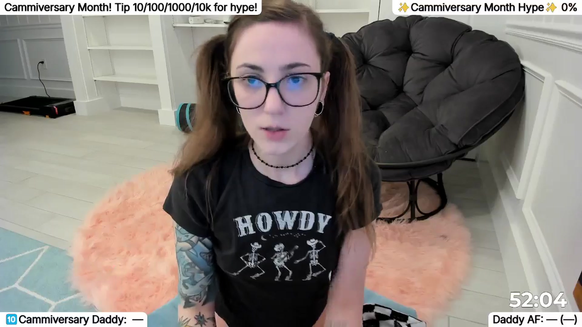 Gallery image thumbnail from TheSharkQueen's myfreecams stream on, 04/01/2026, 08:02 image 2 of 20