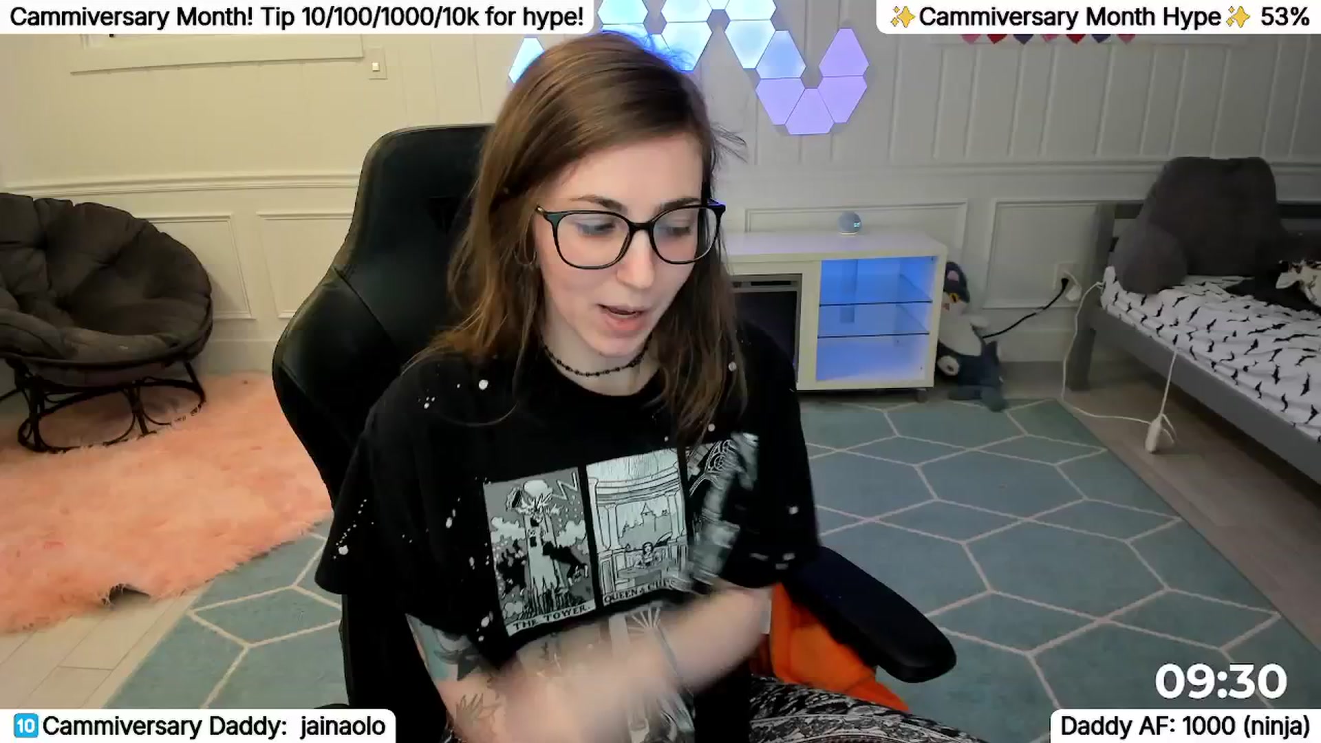 Gallery image thumbnail from TheSharkQueen's myfreecams stream on, 04/02/2026, 21:48 image 5 of 20