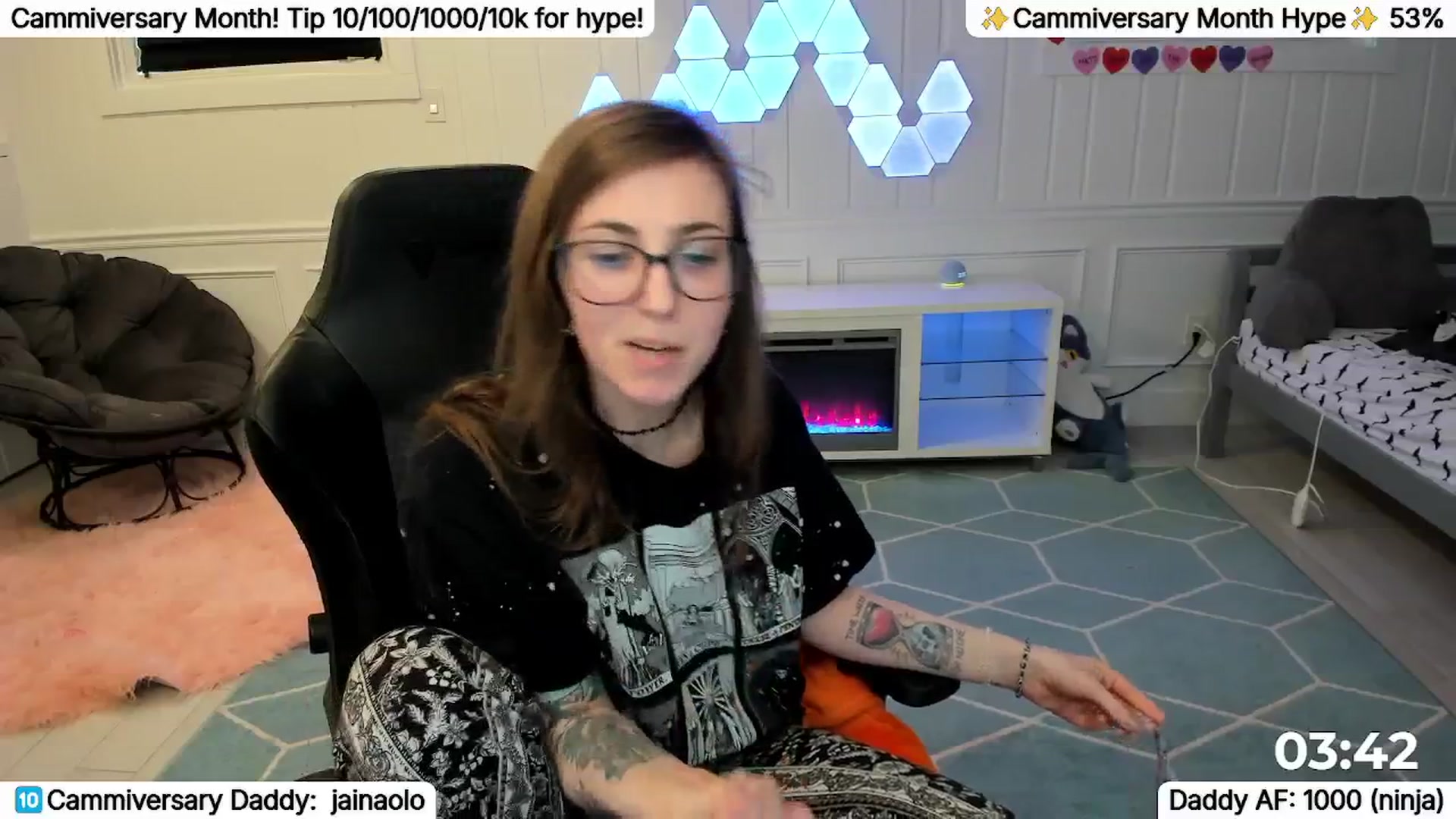 Gallery image thumbnail from TheSharkQueen's myfreecams stream on, 04/02/2026, 21:48 image 9 of 20