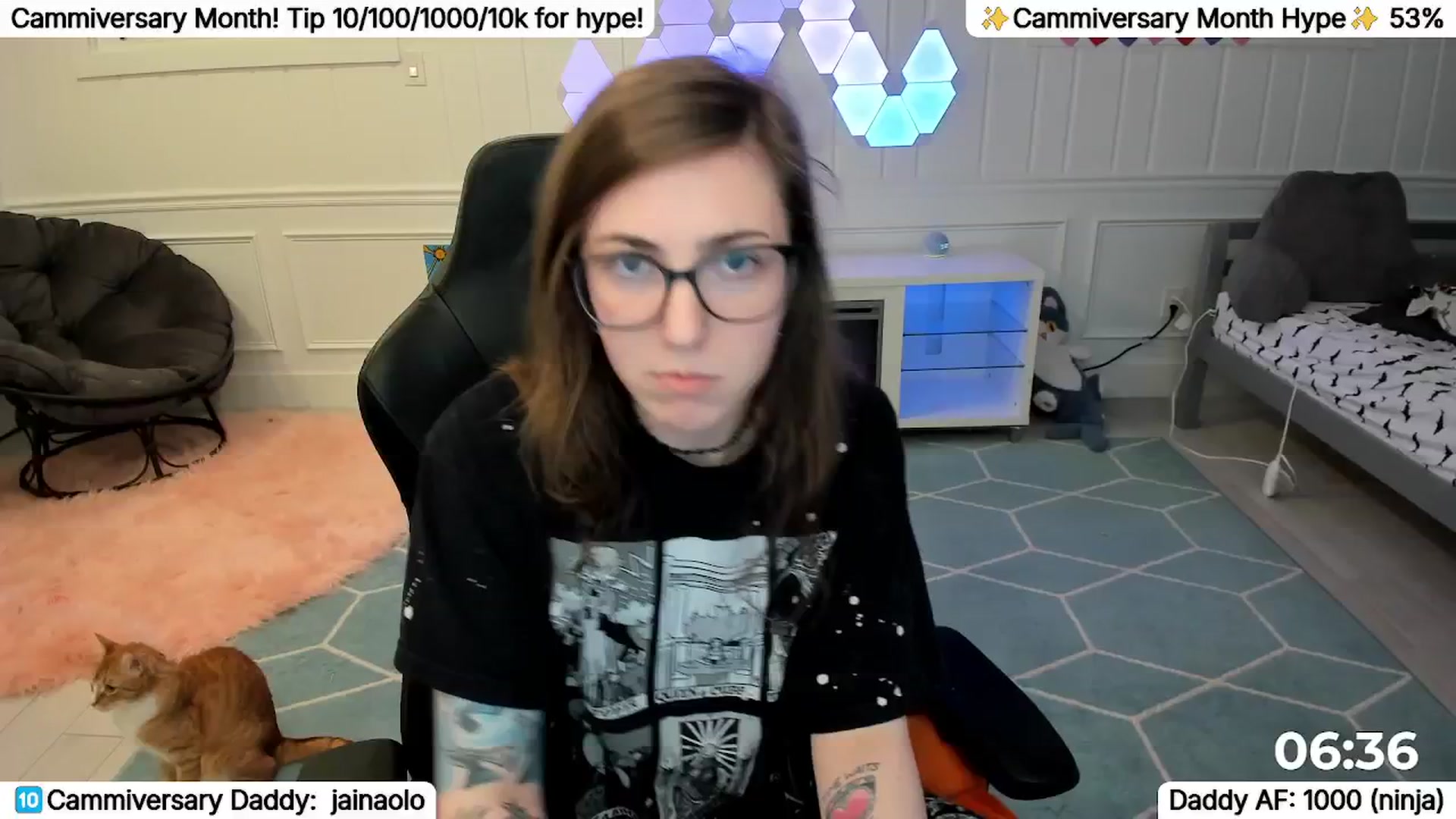 Gallery image thumbnail from TheSharkQueen's myfreecams stream on, 04/02/2026, 21:48 image 7 of 20