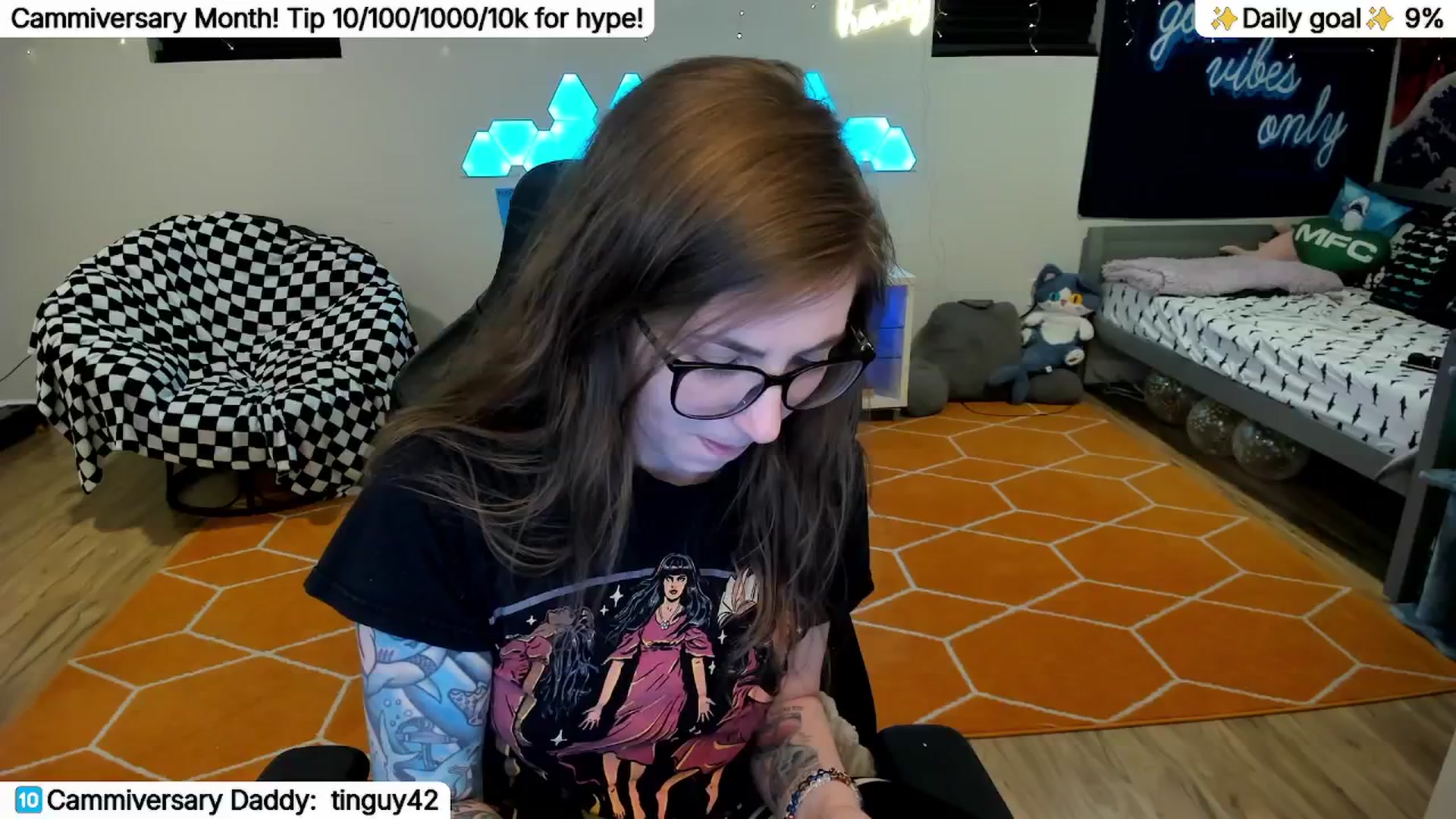 Gallery image thumbnail from TheSharkQueen's myfreecams stream on, 04/22/2026, 06:22 image 3 of 20