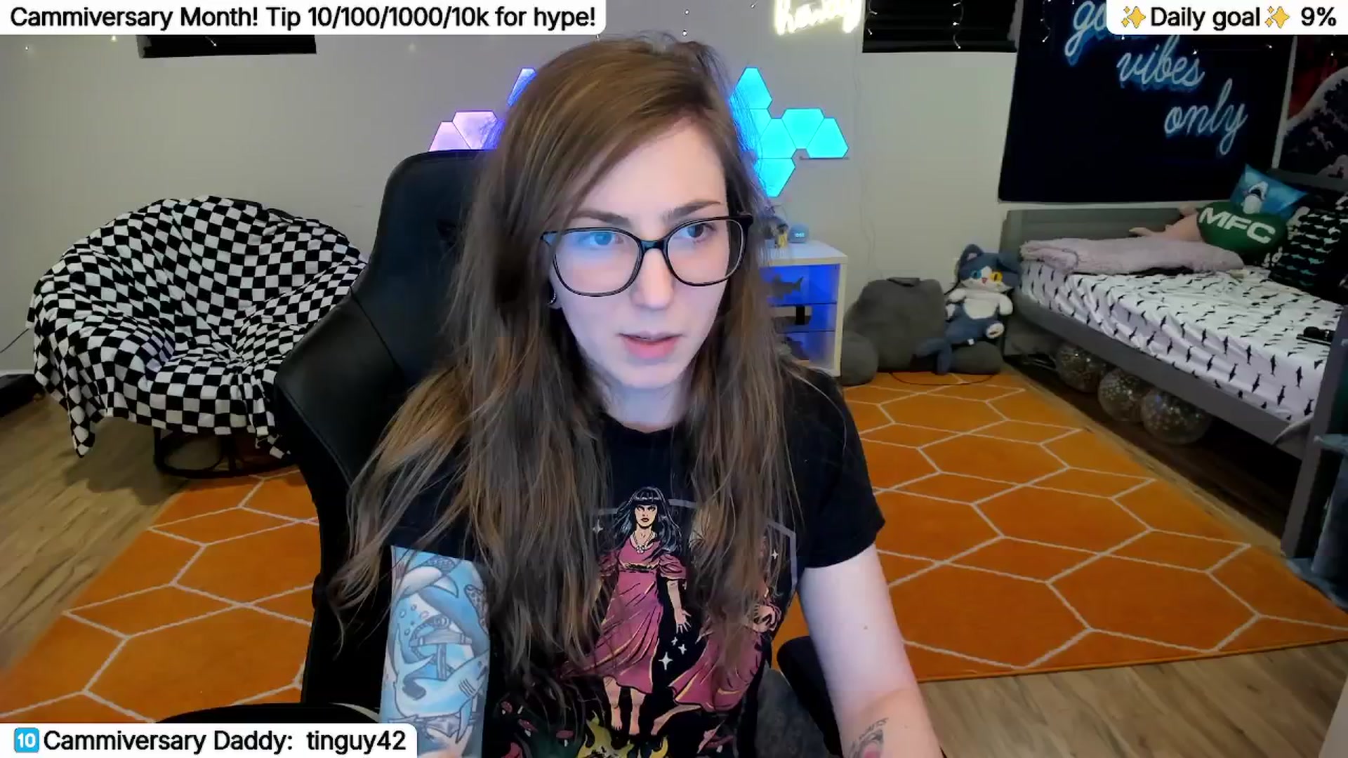 Gallery image thumbnail from TheSharkQueen's myfreecams stream on, 04/22/2026, 06:22 image 4 of 20