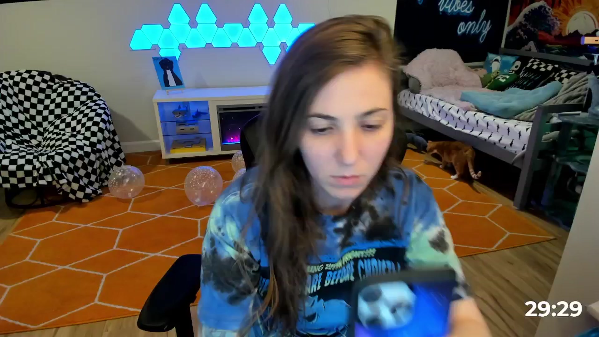 Gallery image thumbnail from TheSharkQueen's myfreecams stream on, 04/24/2026, 07:03 image 18 of 20