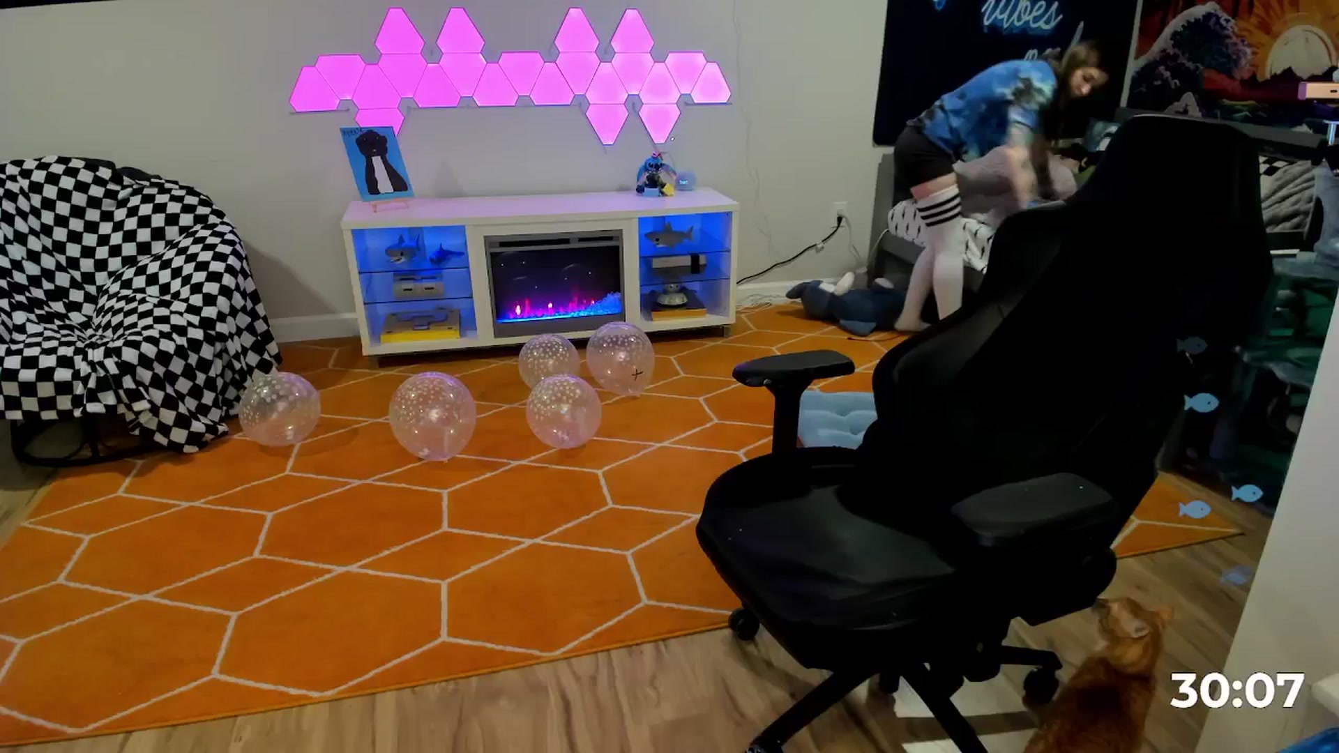 Gallery image thumbnail from TheSharkQueen's myfreecams stream on, 04/24/2026, 07:03 image 17 of 20