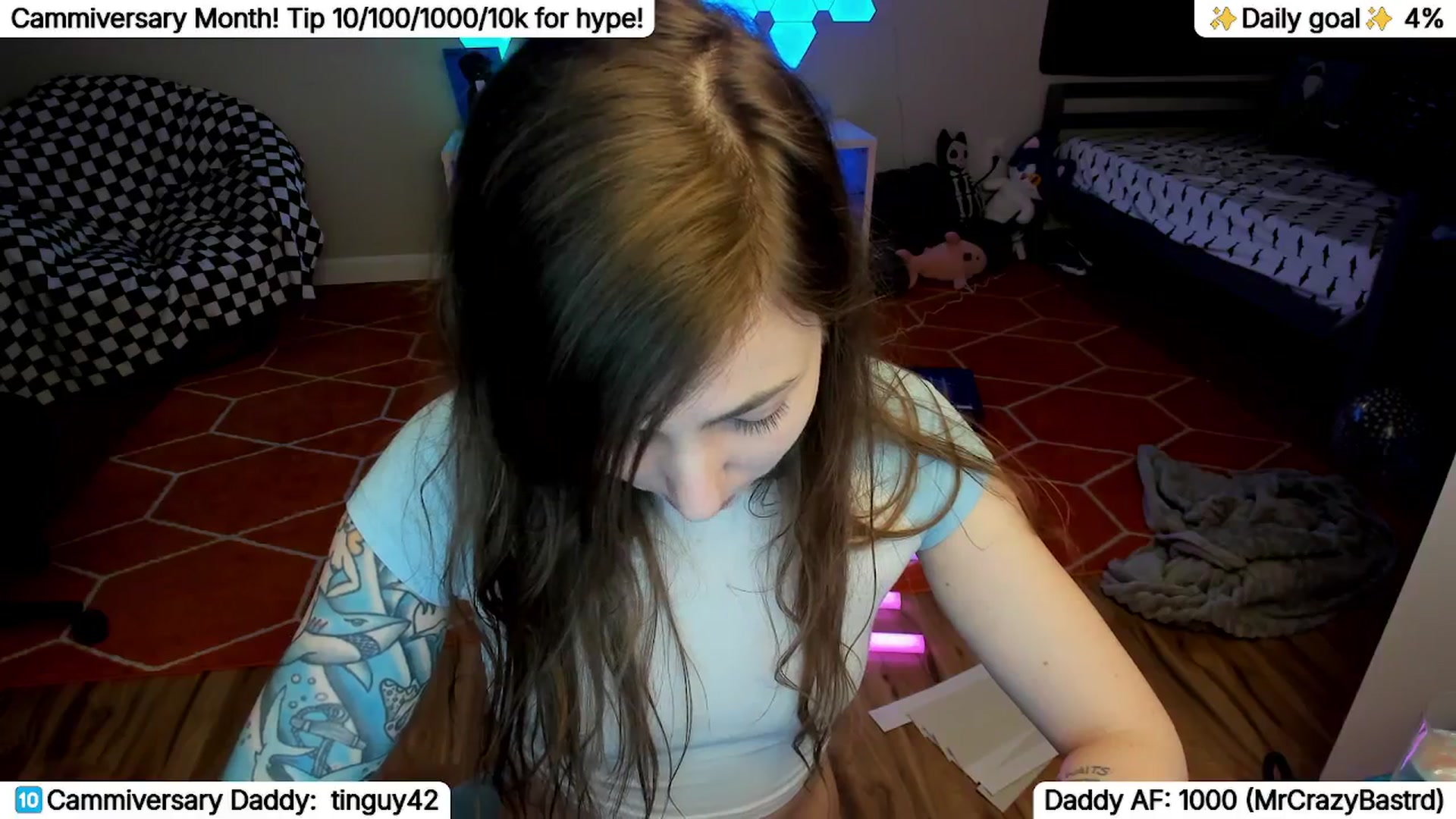Gallery image thumbnail from TheSharkQueen's myfreecams stream on, 04/25/2026, 03:42 image 16 of 20
