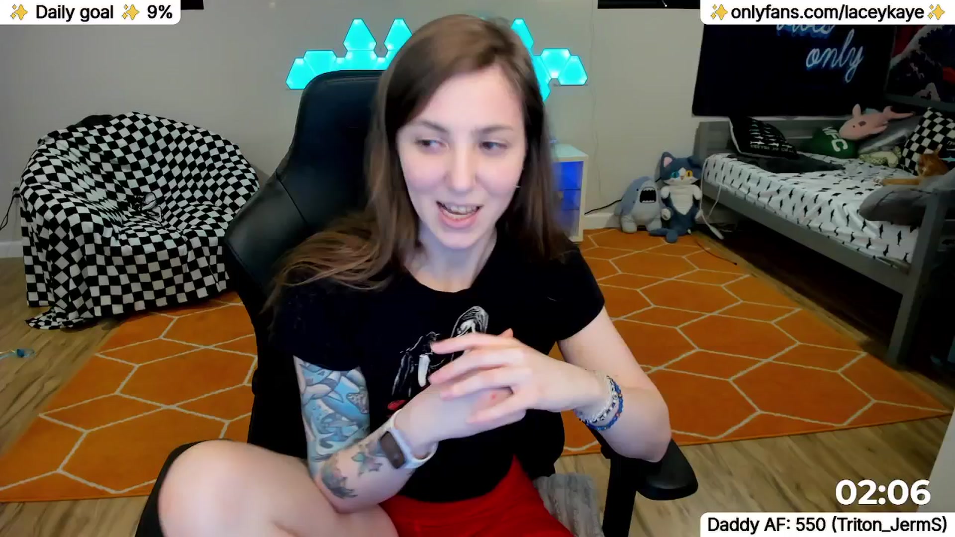 Gallery image thumbnail from TheSharkQueen's myfreecams stream on, 05/02/2026, 07:47 image 4 of 20