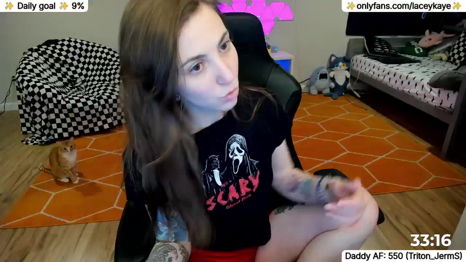 Gallery image thumbnail from TheSharkQueen's myfreecams stream on, 05/02/2026, 07:47 image 8 of 20