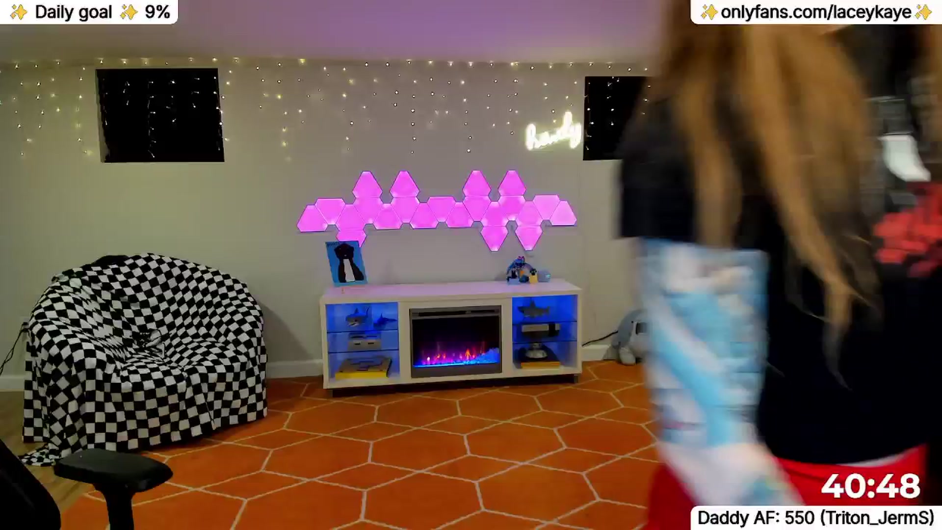 Gallery image thumbnail from TheSharkQueen's myfreecams stream on, 05/02/2026, 07:47 image 7 of 20