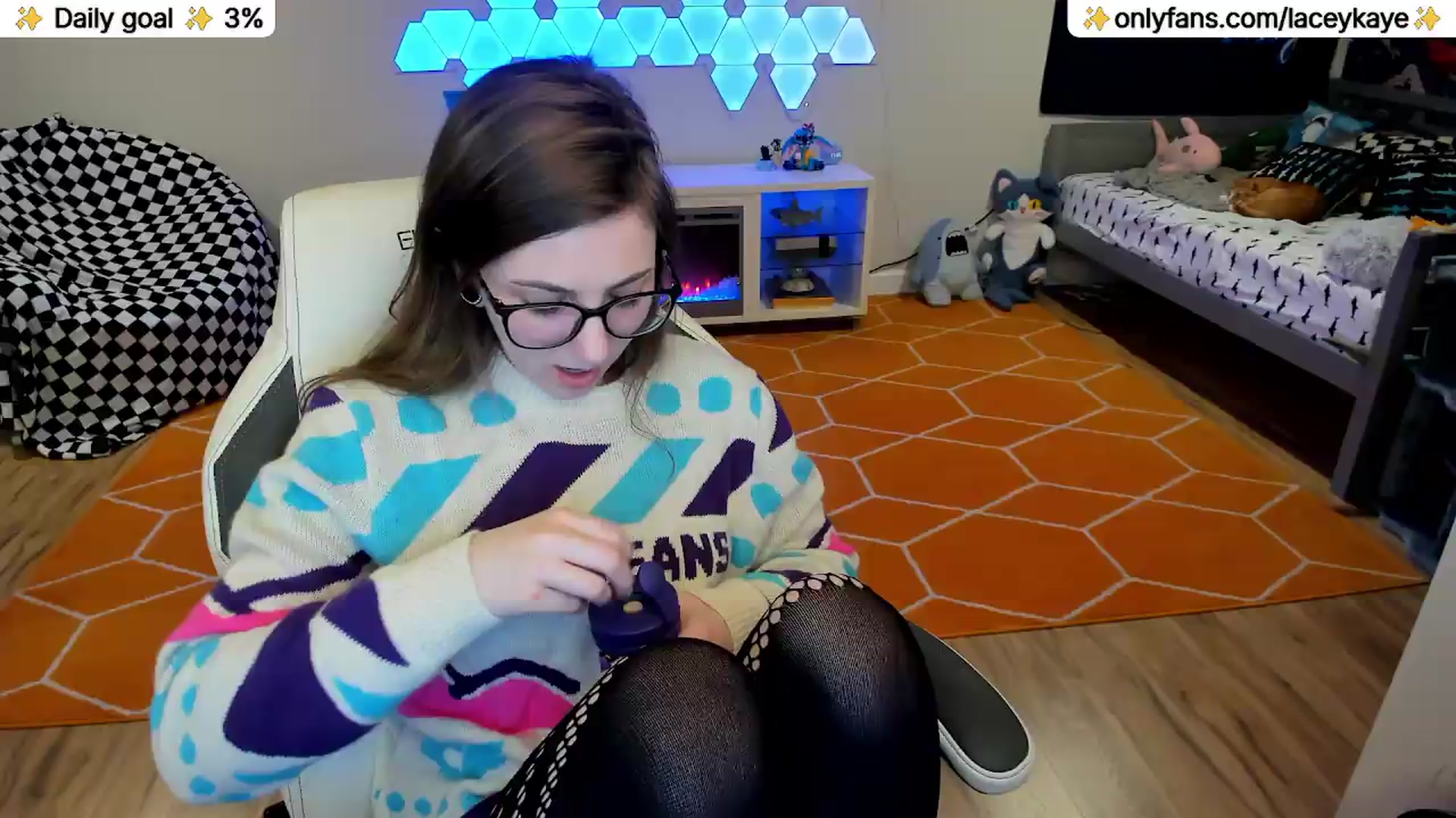 Gallery image thumbnail from TheSharkQueen's myfreecams stream on, 05/09/2026, 04:51 image 8 of 20