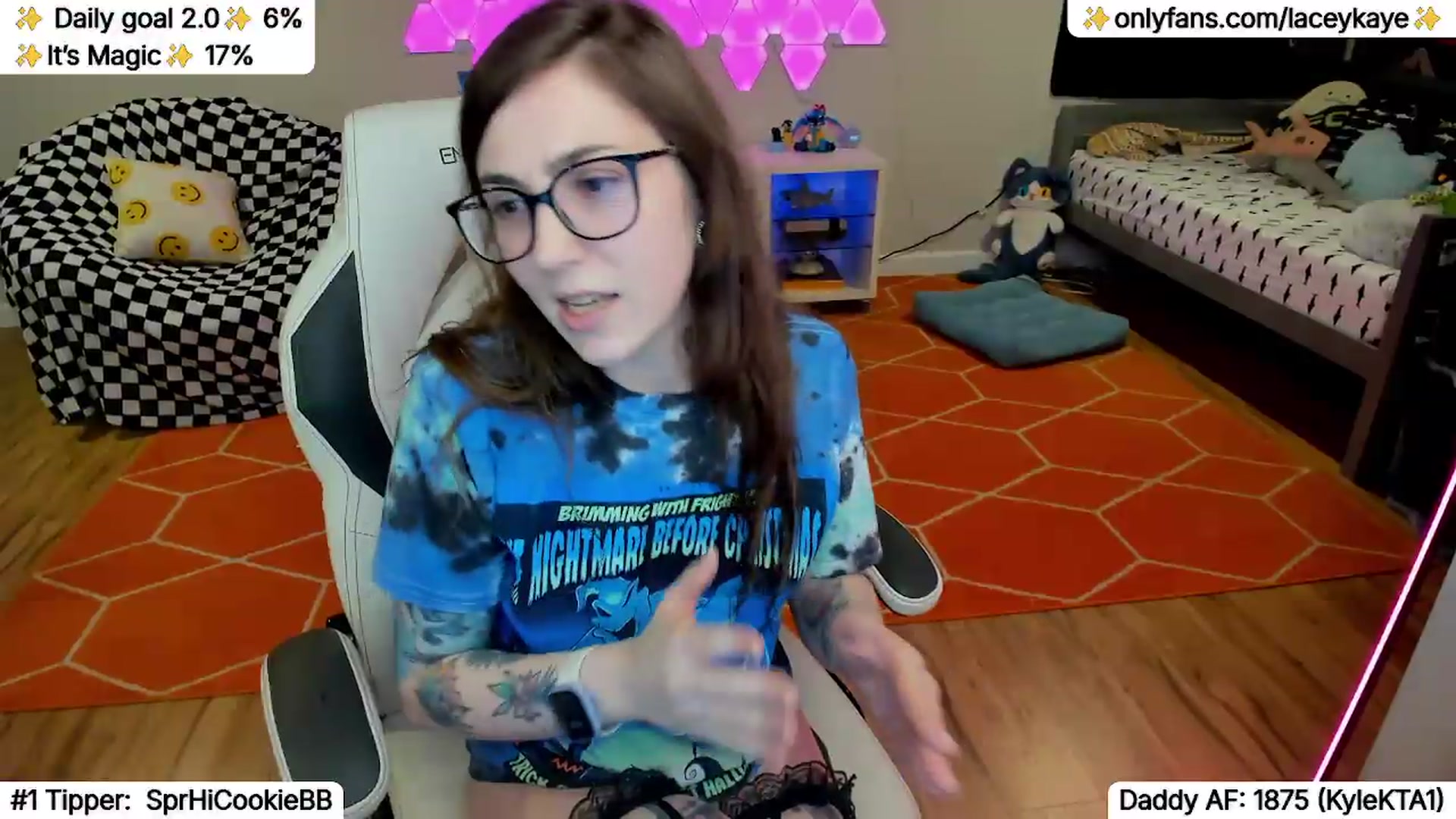 Gallery image thumbnail from TheSharkQueen's myfreecams stream on, 05/15/2026, 07:34 image 20 of 20