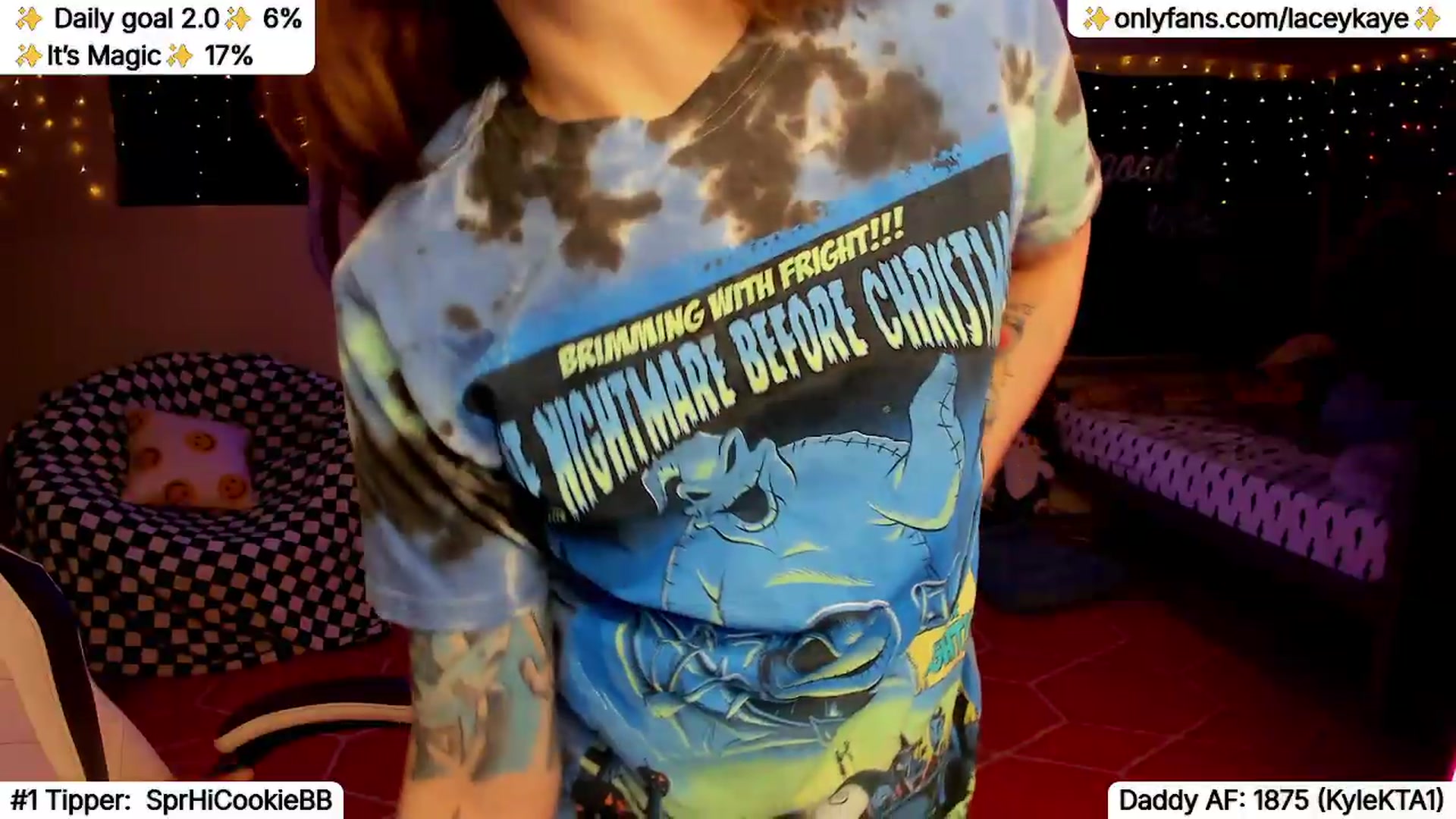 Gallery image thumbnail from TheSharkQueen's myfreecams stream on, 05/15/2026, 07:34 image 18 of 20