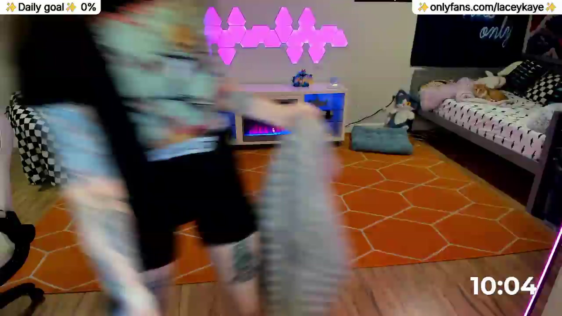 Gallery image thumbnail from TheSharkQueen's myfreecams stream on, 05/16/2026, 19:48 image 20 of 20
