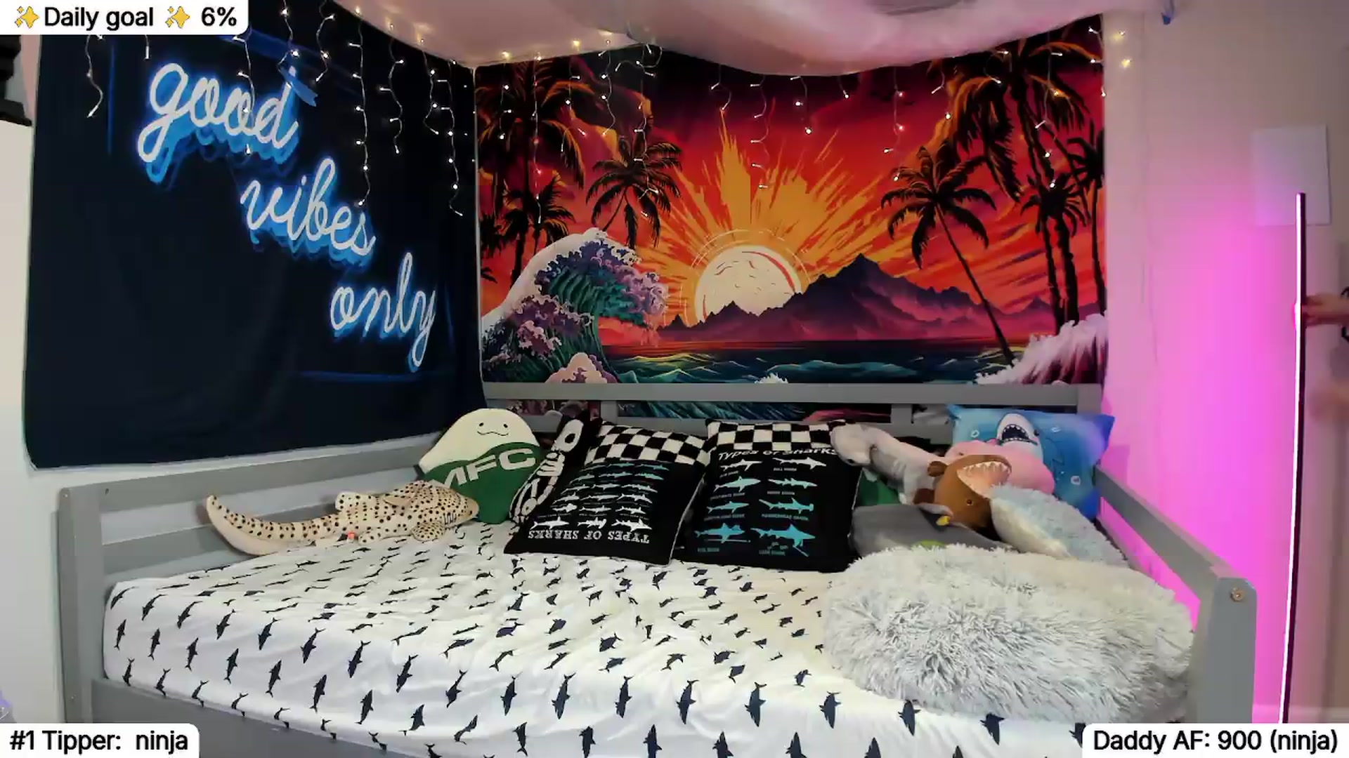 Gallery image thumbnail from TheSharkQueen's myfreecams stream on, 05/20/2026, 05:09 image 2 of 20