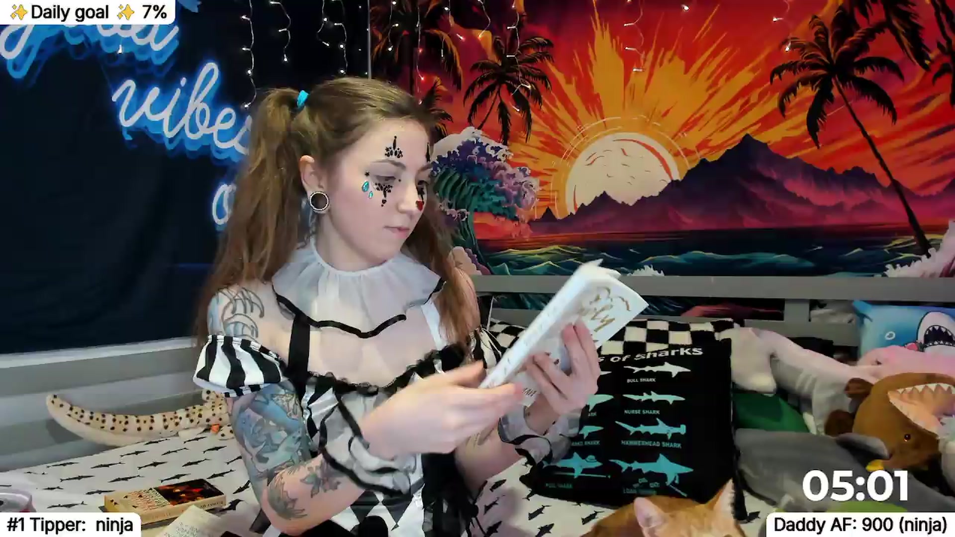 Gallery image thumbnail from TheSharkQueen's myfreecams stream on, 05/20/2026, 05:09 image 4 of 20