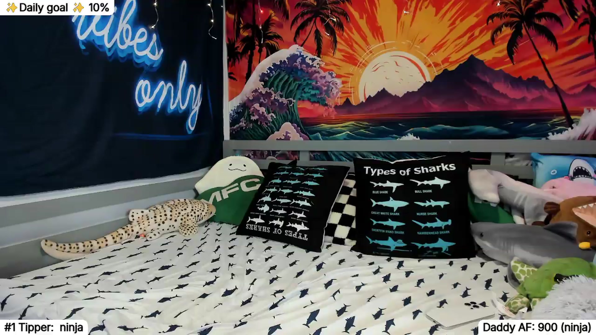 Gallery image thumbnail from TheSharkQueen's myfreecams stream on, 05/20/2026, 06:18 image 2 of 20