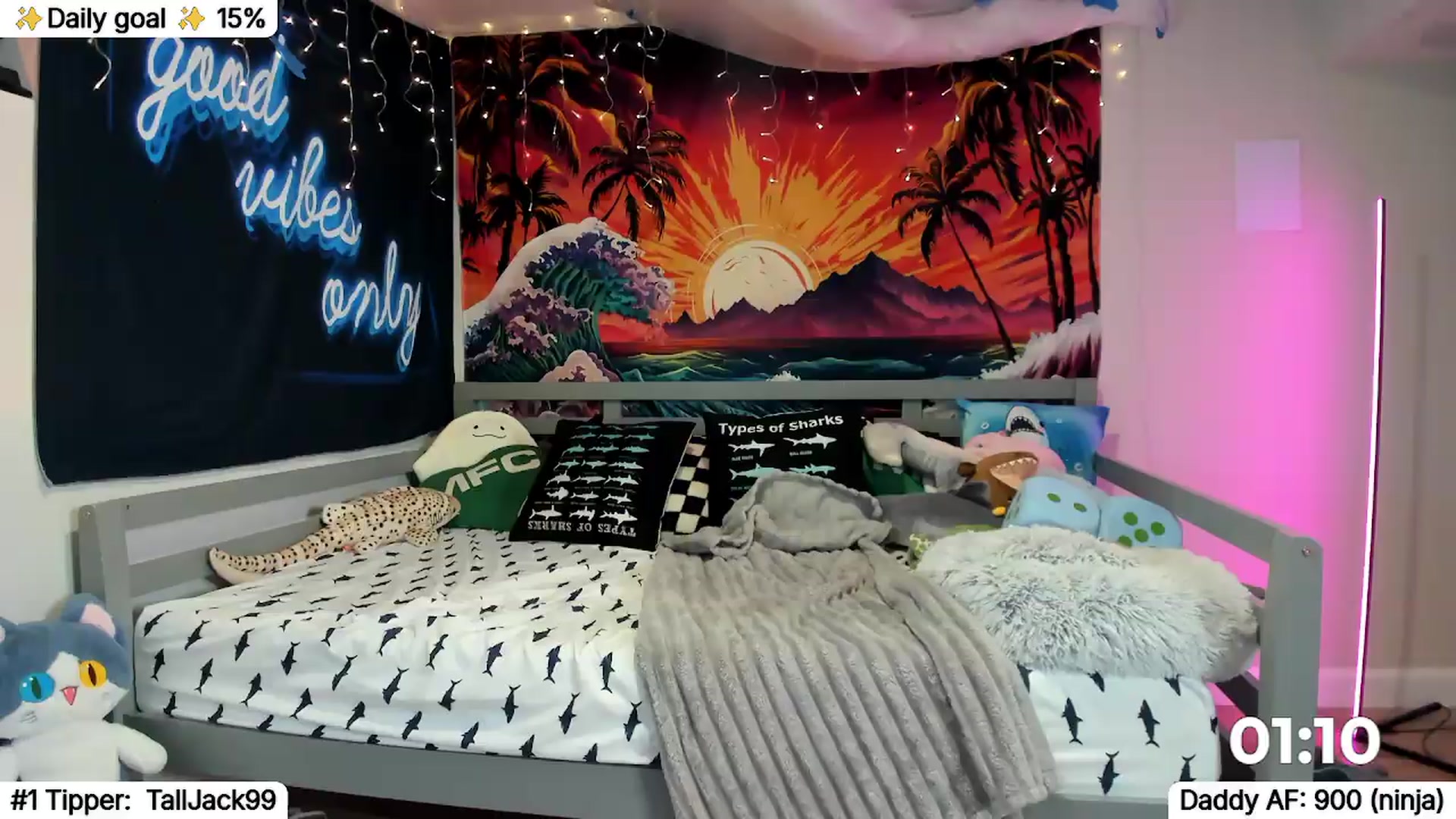 Gallery image thumbnail from TheSharkQueen's myfreecams stream on, 05/20/2026, 06:18 image 14 of 20