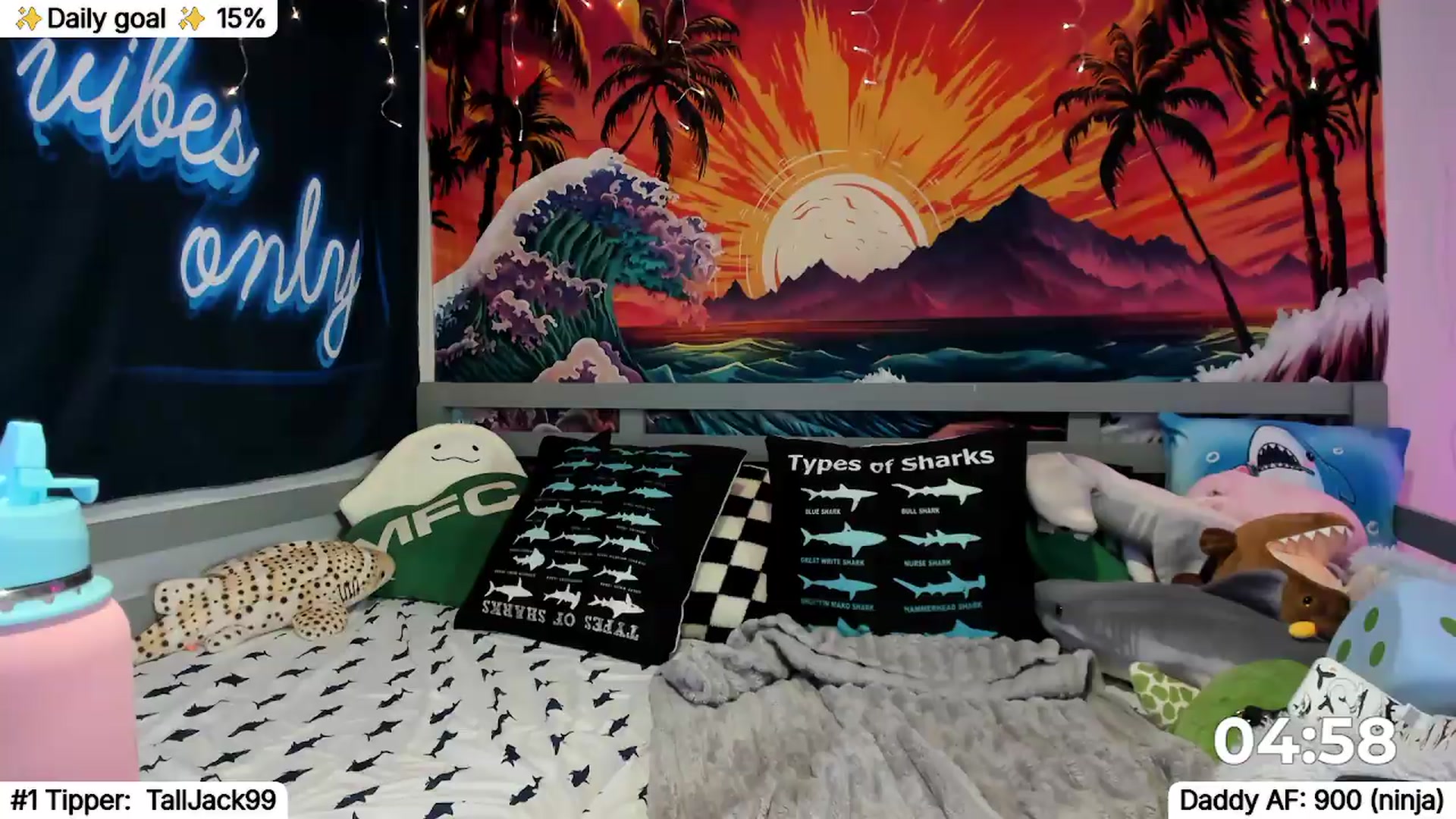 Gallery image thumbnail from TheSharkQueen's myfreecams stream on, 05/20/2026, 06:18 image 19 of 20