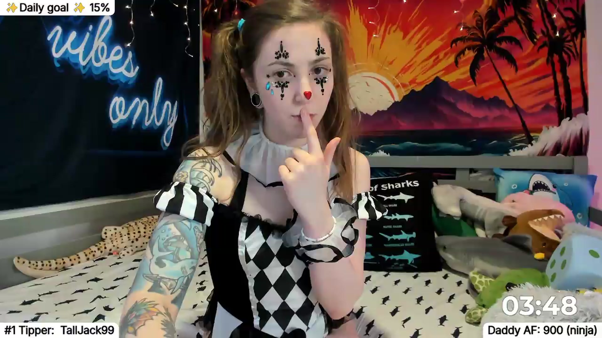 Gallery image thumbnail from TheSharkQueen's myfreecams stream on, 05/20/2026, 06:18 image 13 of 20