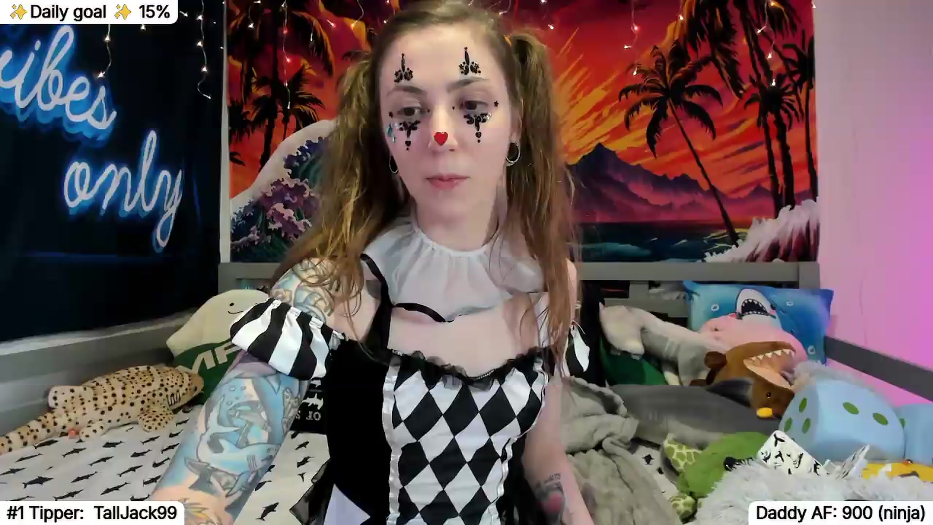 Gallery image thumbnail from TheSharkQueen's myfreecams stream on, 05/20/2026, 06:18 image 15 of 20