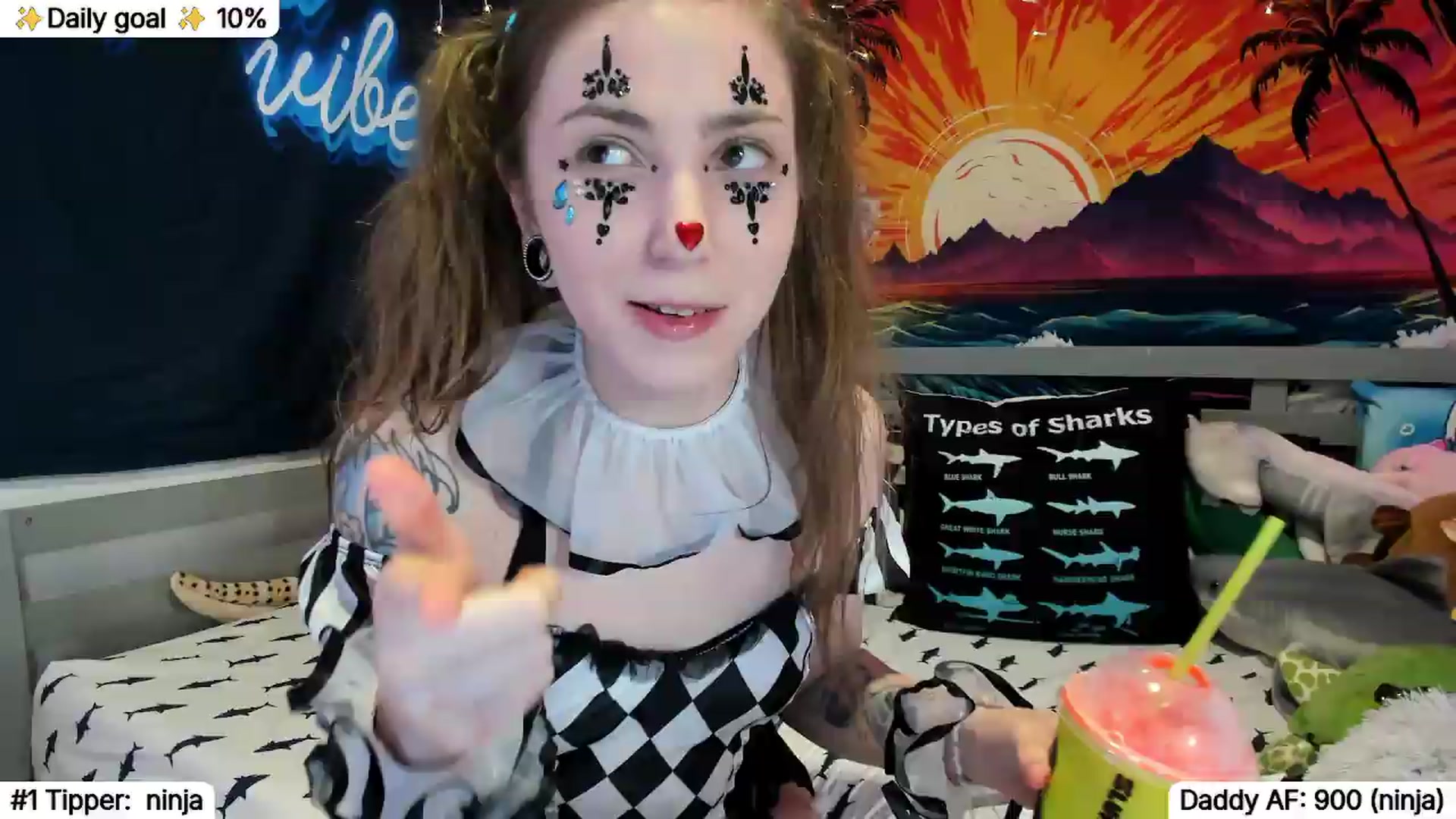 Gallery image thumbnail from TheSharkQueen's myfreecams stream on, 05/20/2026, 06:18 image 6 of 20