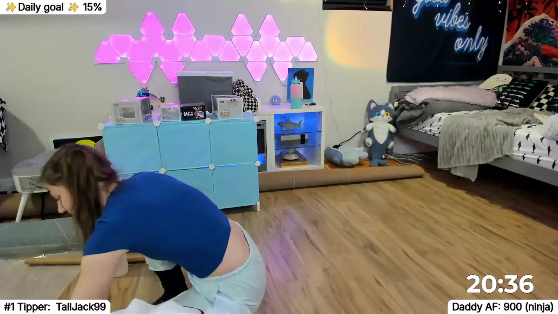 Gallery image thumbnail from TheSharkQueen's myfreecams stream on, 05/20/2026, 07:28 image 8 of 20