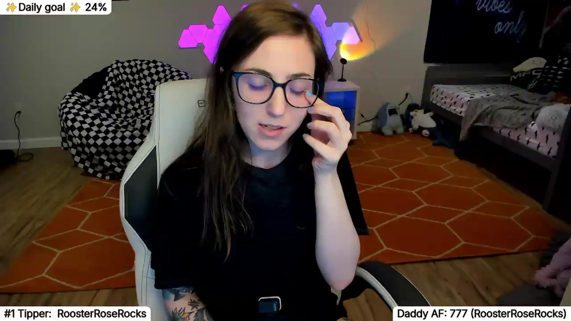 Gallery image thumbnail from TheSharkQueen's myfreecams stream on, 05/22/2026, 03:58 image 20 of 20