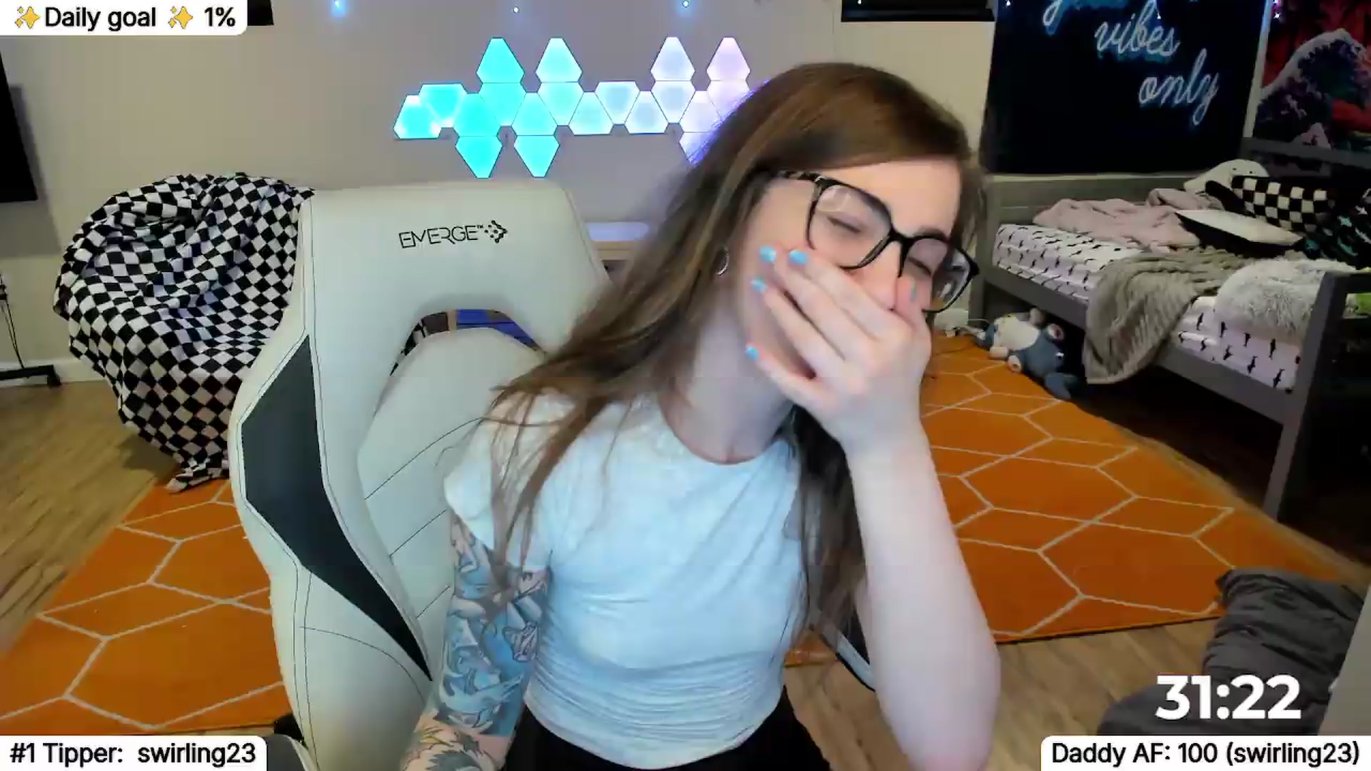 Gallery image thumbnail from TheSharkQueen's myfreecams stream on, 05/28/2026, 03:45 image 3 of 20
