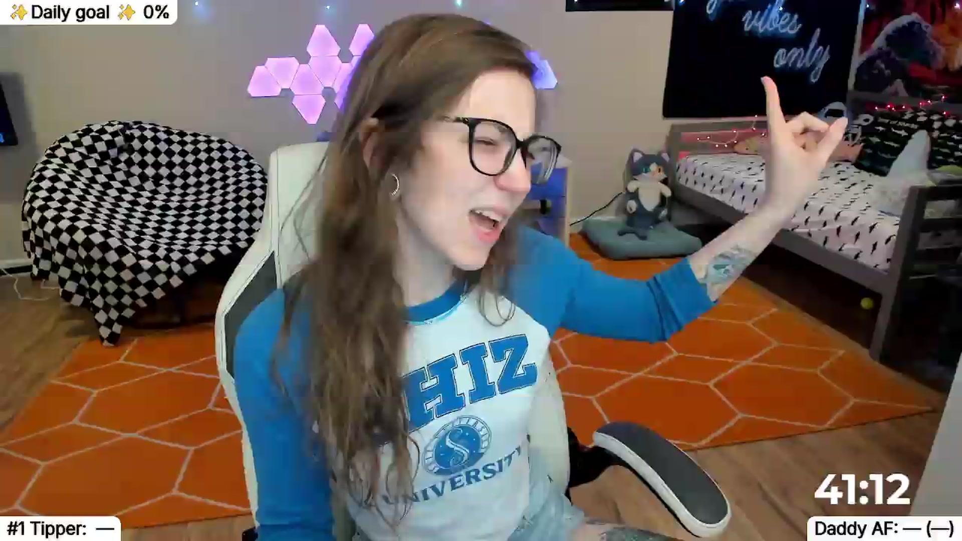 Gallery image thumbnail from TheSharkQueen's myfreecams stream on, 06/06/2026, 20:05 image 4 of 20