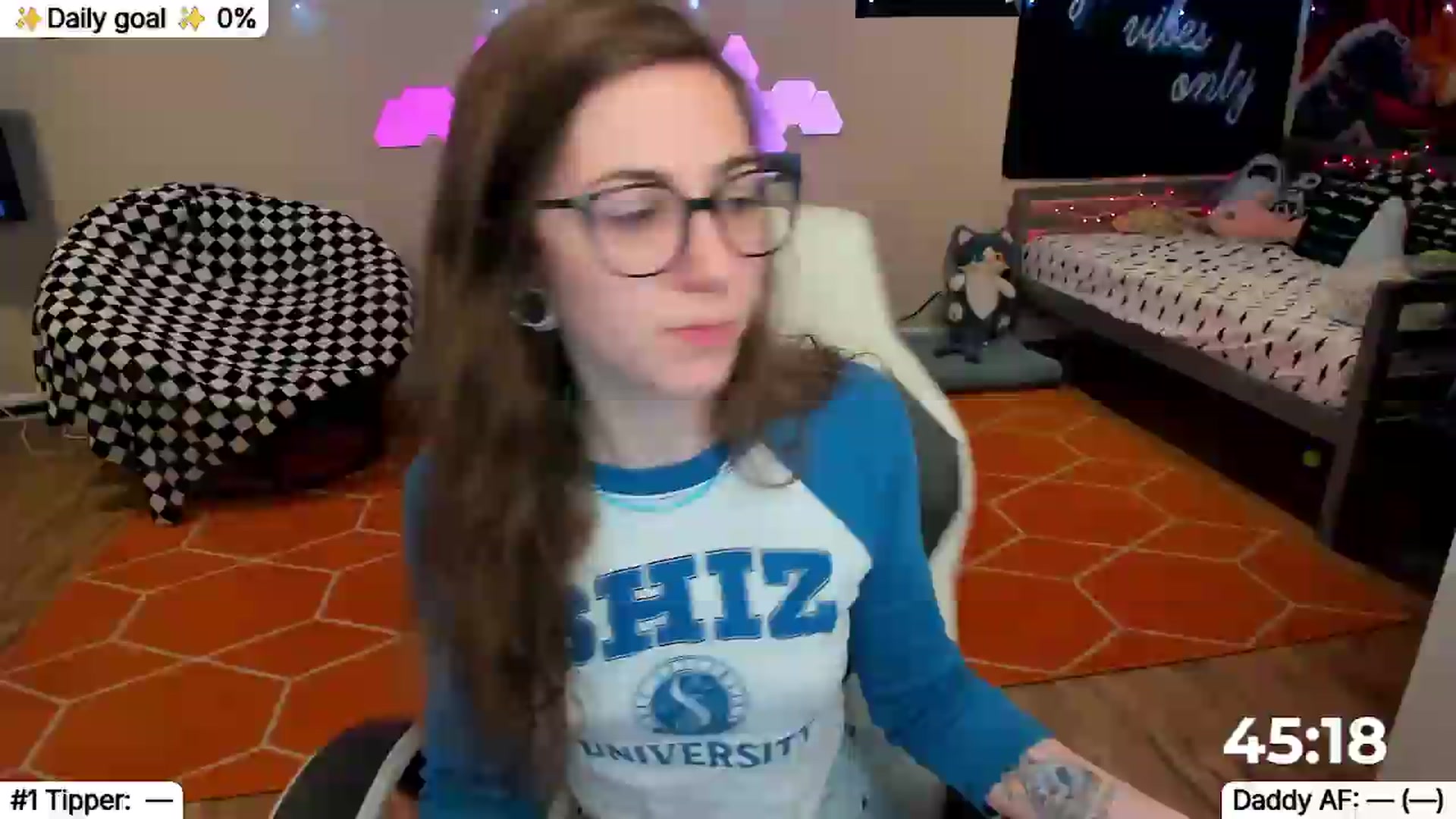 Gallery image thumbnail from TheSharkQueen's myfreecams stream on, 06/06/2026, 20:05 image 3 of 20