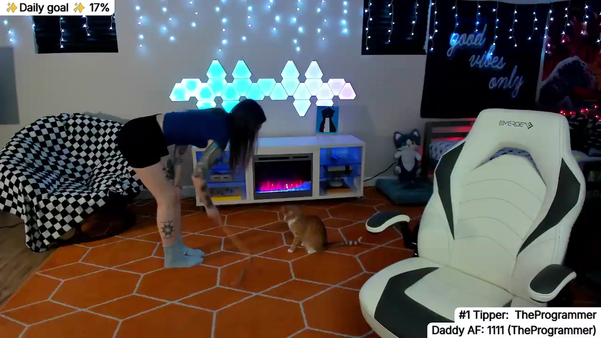 Gallery image thumbnail from TheSharkQueen's myfreecams stream on, 06/11/2026, 07:04 image 13 of 20