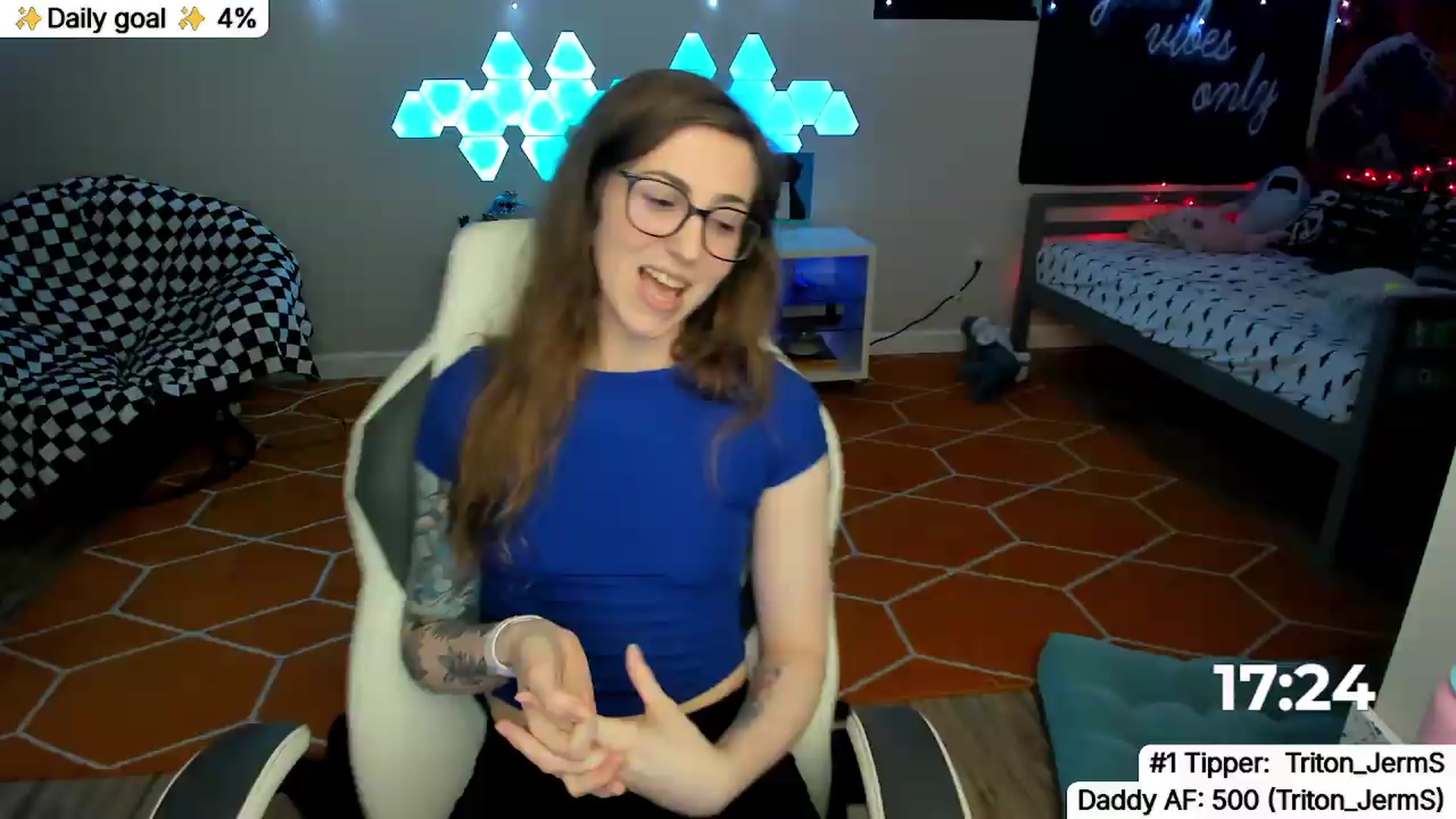 Gallery image thumbnail from TheSharkQueen's myfreecams stream on, 06/11/2026, 07:04 image 6 of 20