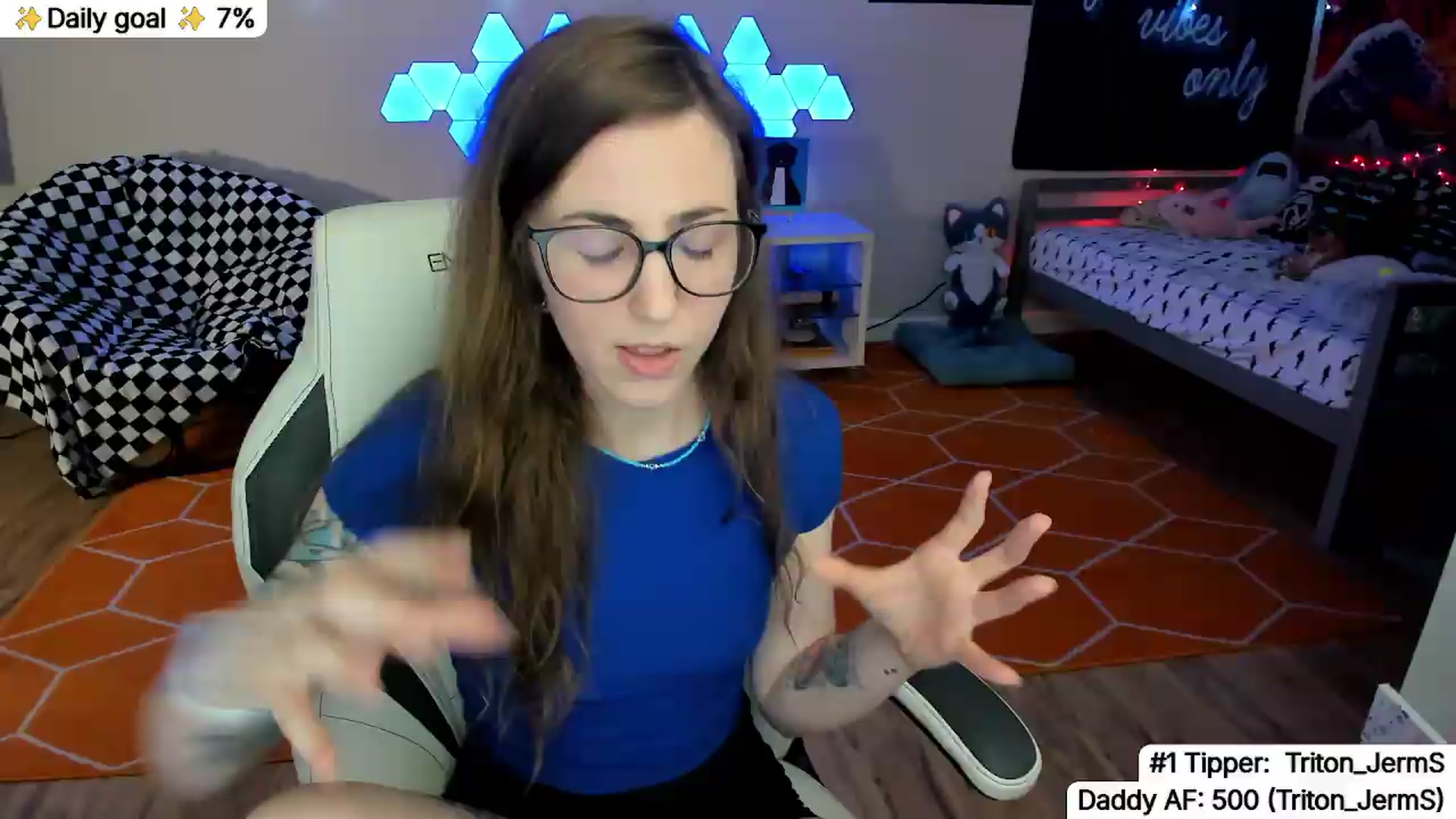Gallery image thumbnail from TheSharkQueen's myfreecams stream on, 06/11/2026, 07:04 image 11 of 20