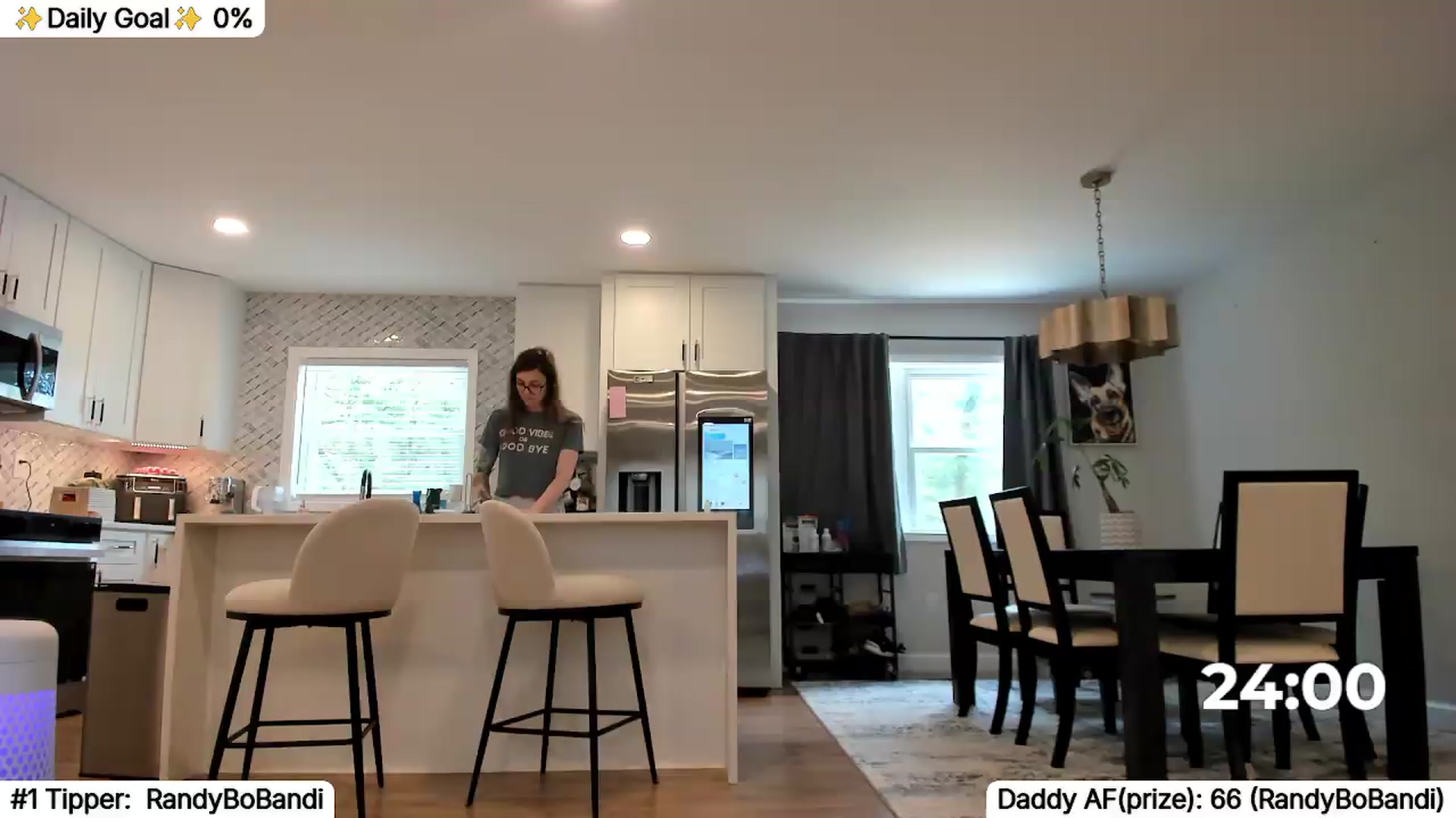 Gallery image thumbnail from TheSharkQueen's myfreecams stream on, 06/18/2026, 18:09 image 13 of 20