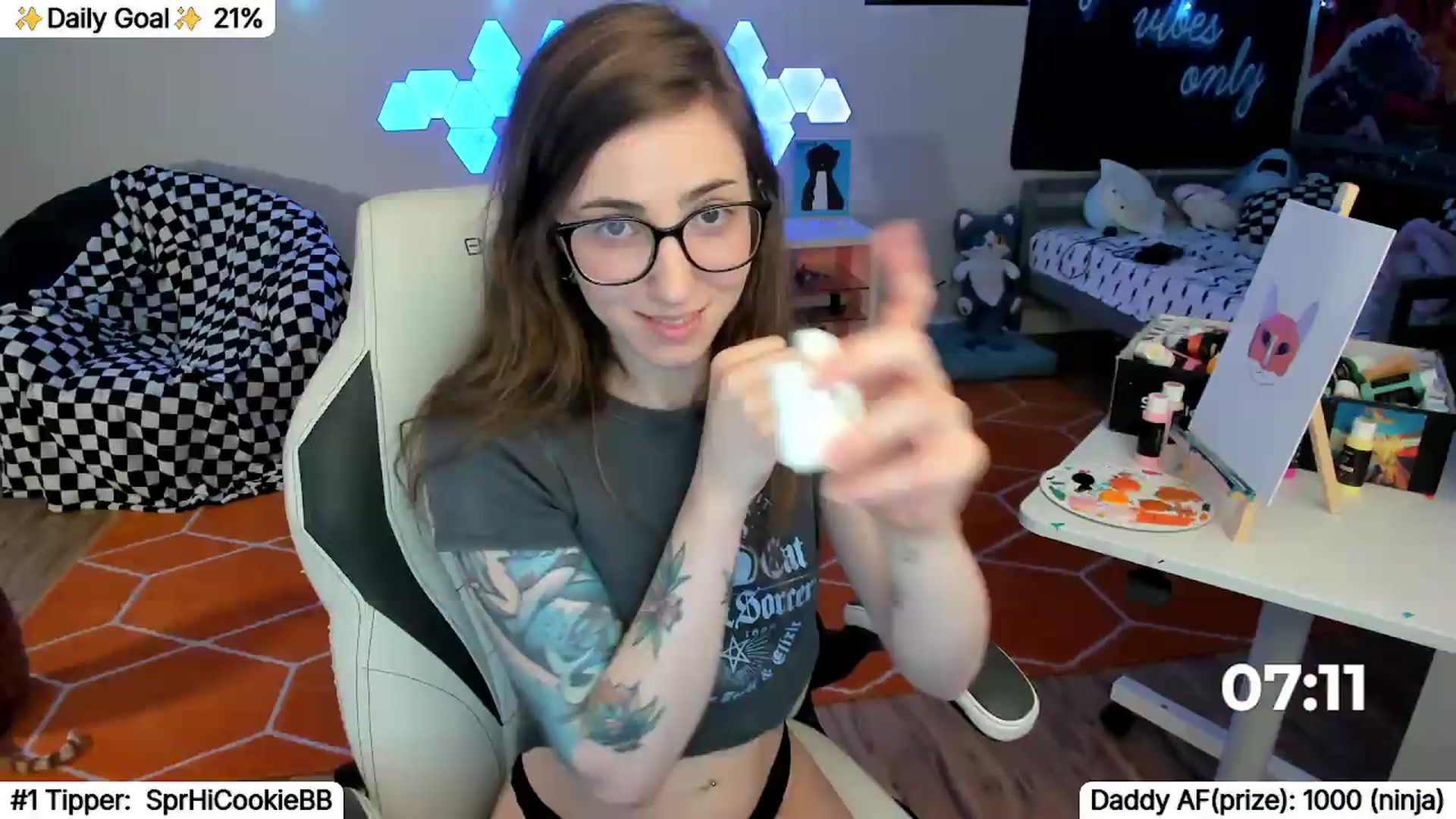 Gallery image thumbnail from TheSharkQueen's myfreecams stream on, 06/20/2026, 04:31 image 10 of 20