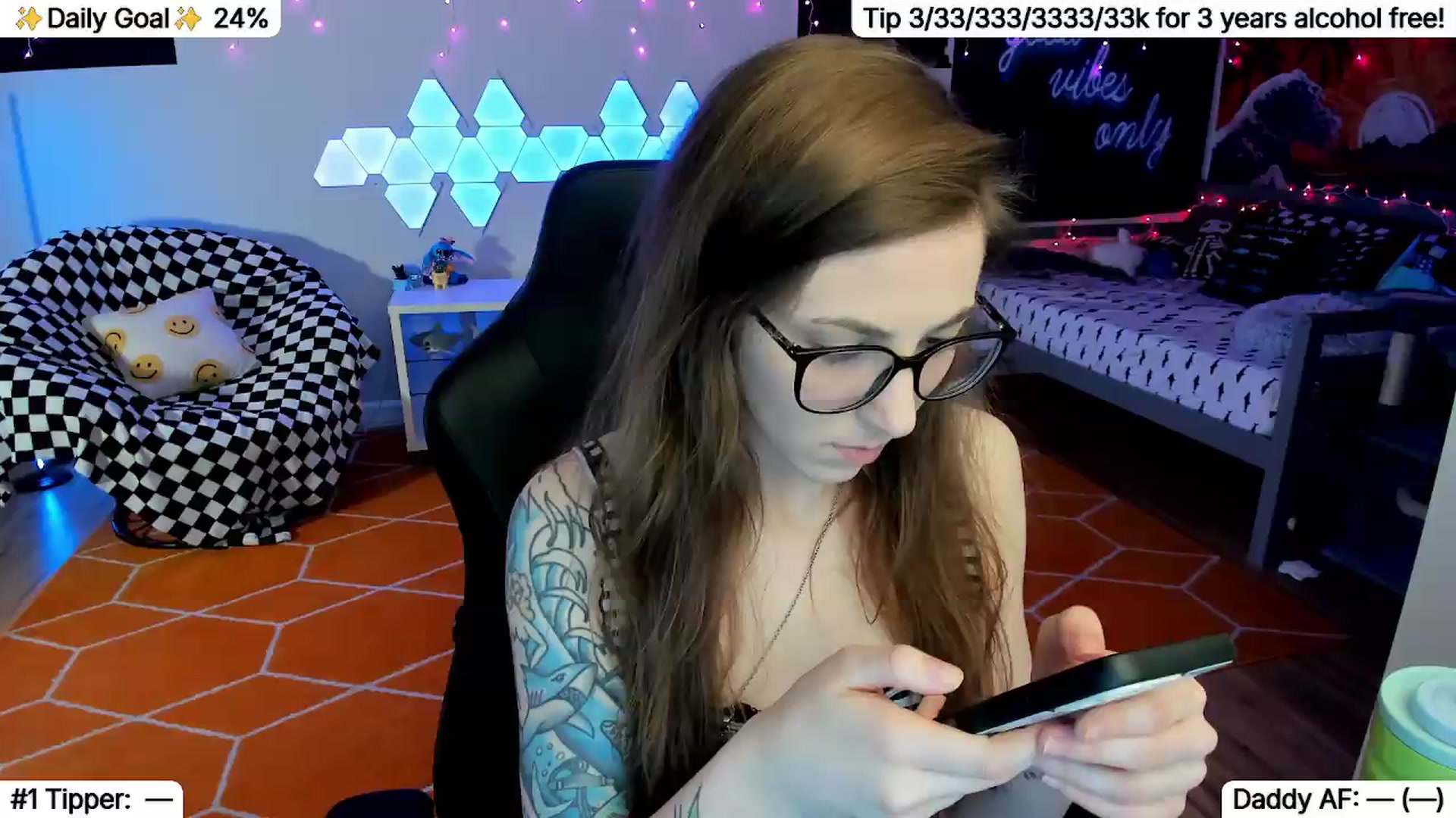 Gallery image thumbnail from TheSharkQueen's myfreecams stream on, 07/04/2026, 05:26 image 1 of 20